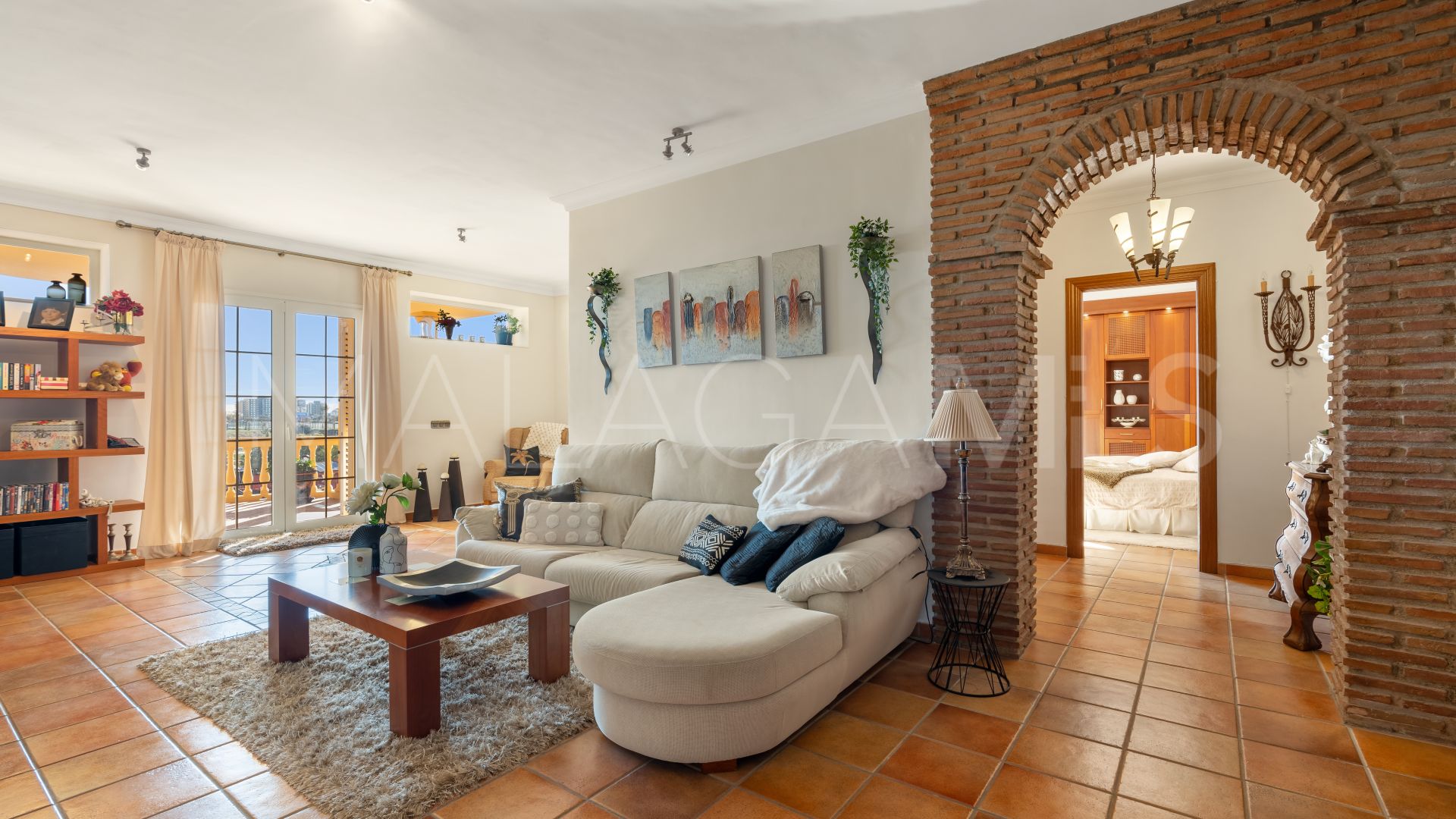 Villa for sale in Mijas Costa