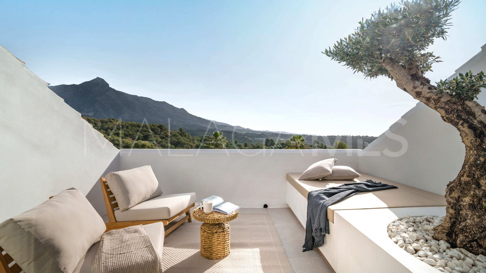 Zweistöckiges penthouse for sale in Marbella City