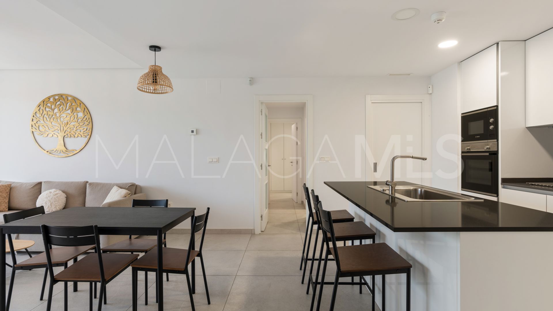 Apartamento a la venta in Benahavis