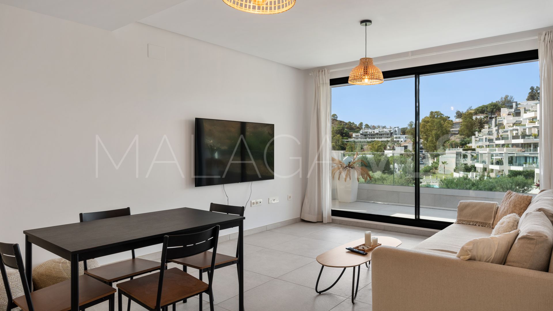 Apartamento a la venta in Benahavis