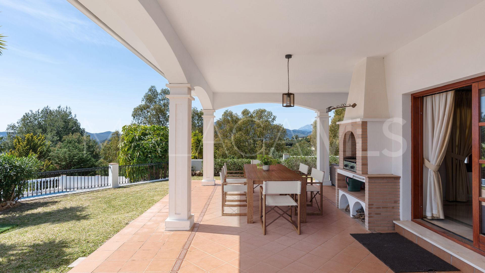 Villa for sale in Valtocado