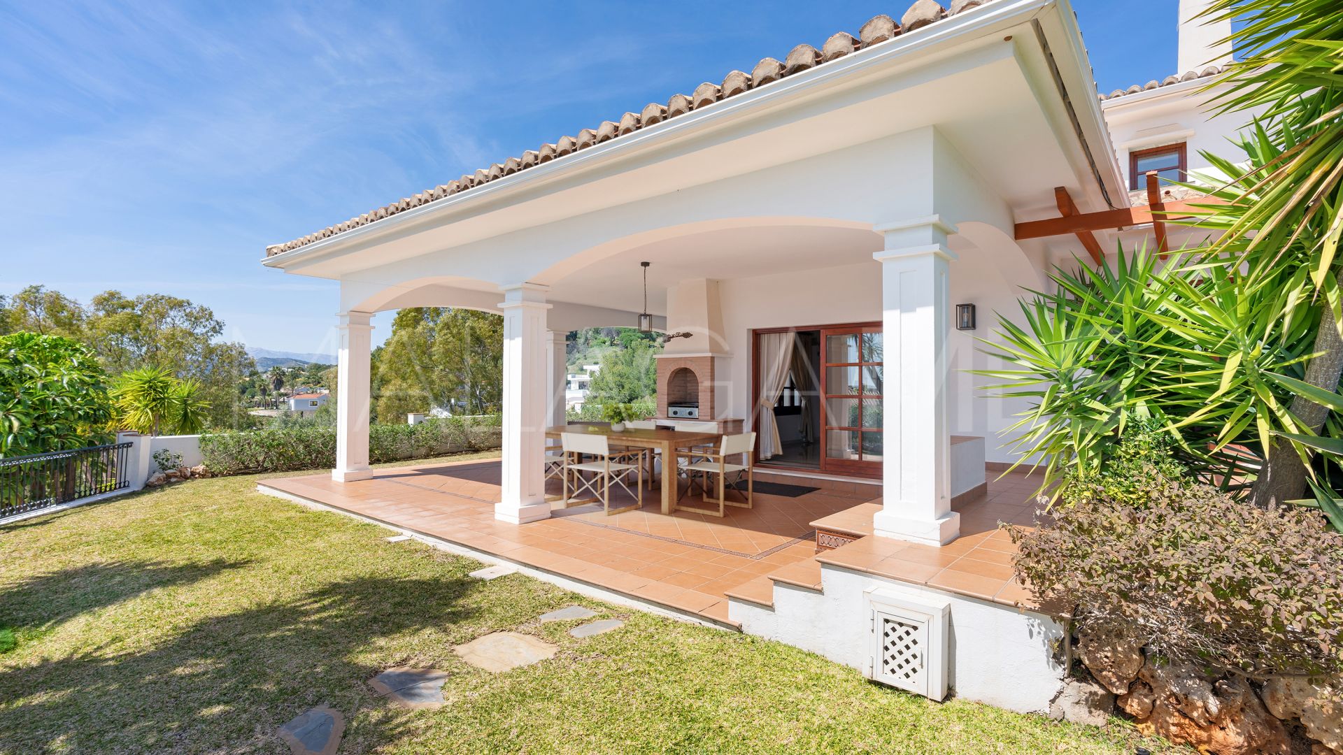 Villa for sale in Valtocado