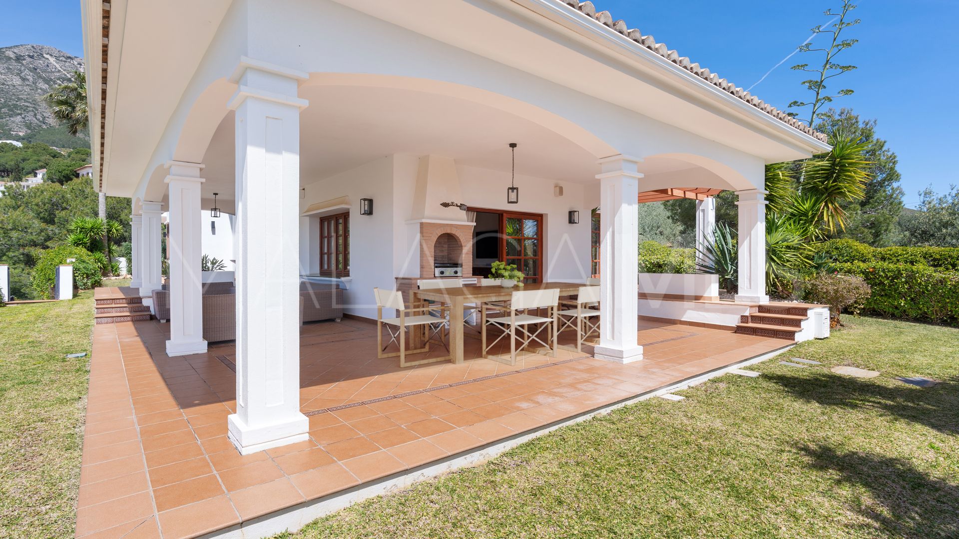 Villa for sale in Valtocado