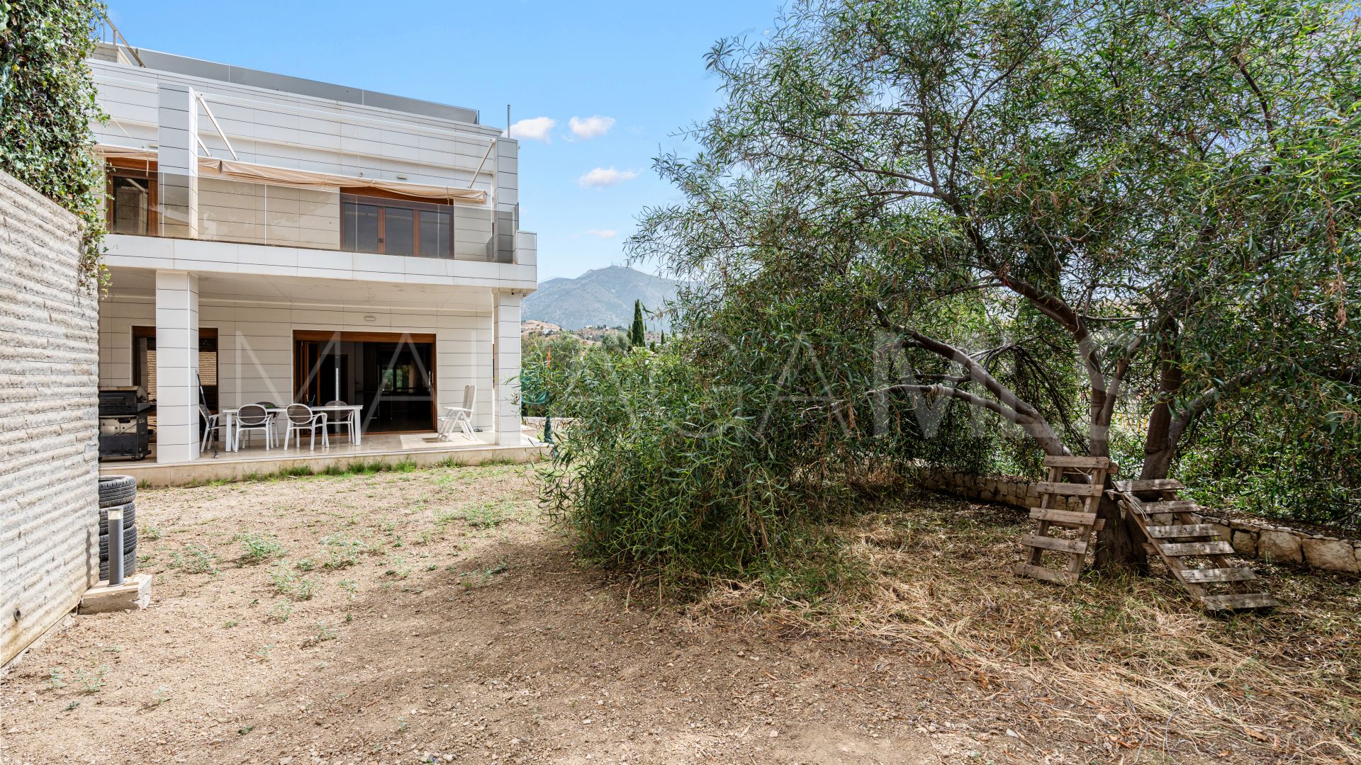Villa for sale in Mijas