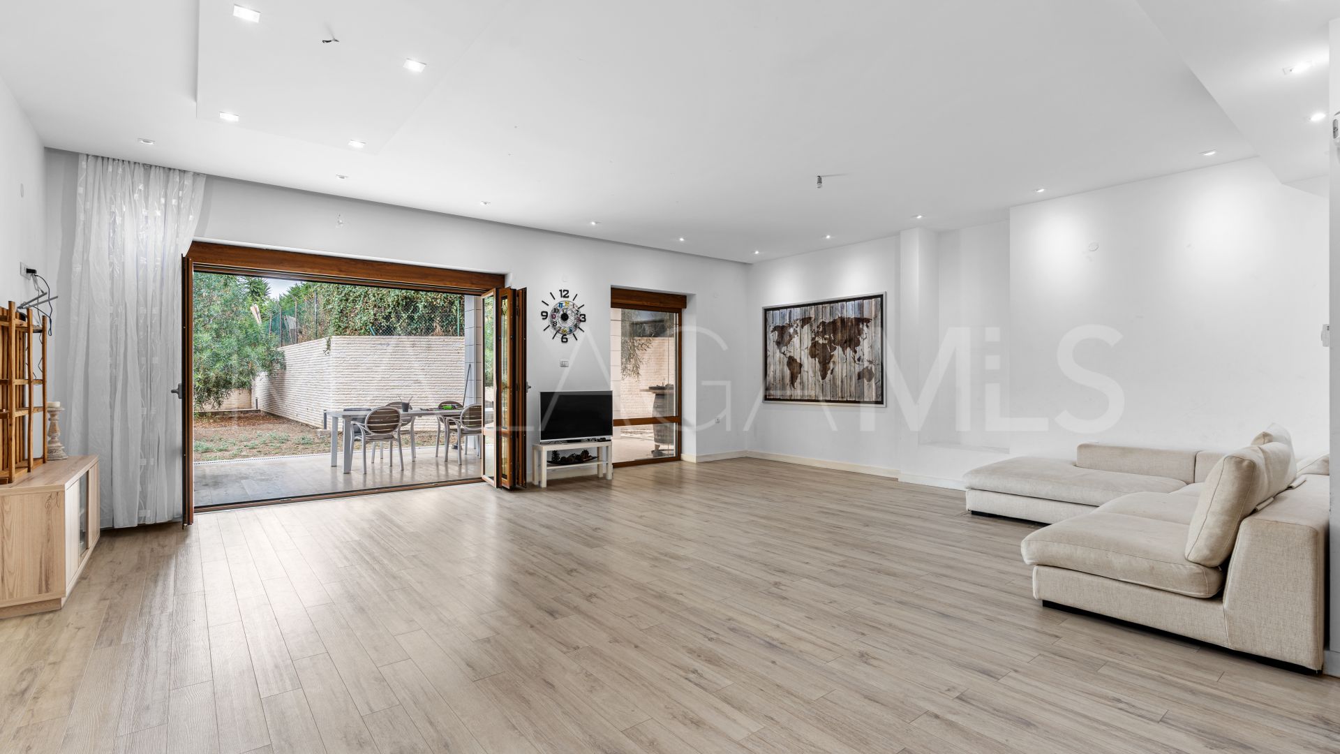 Villa for sale in Mijas