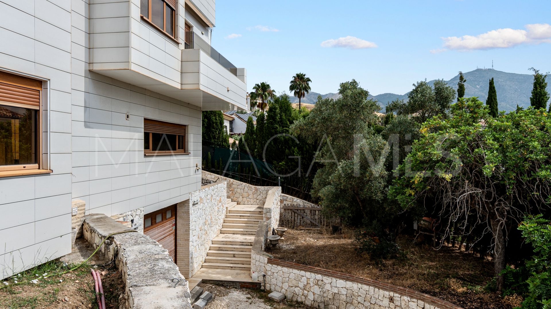 Villa for sale in Mijas