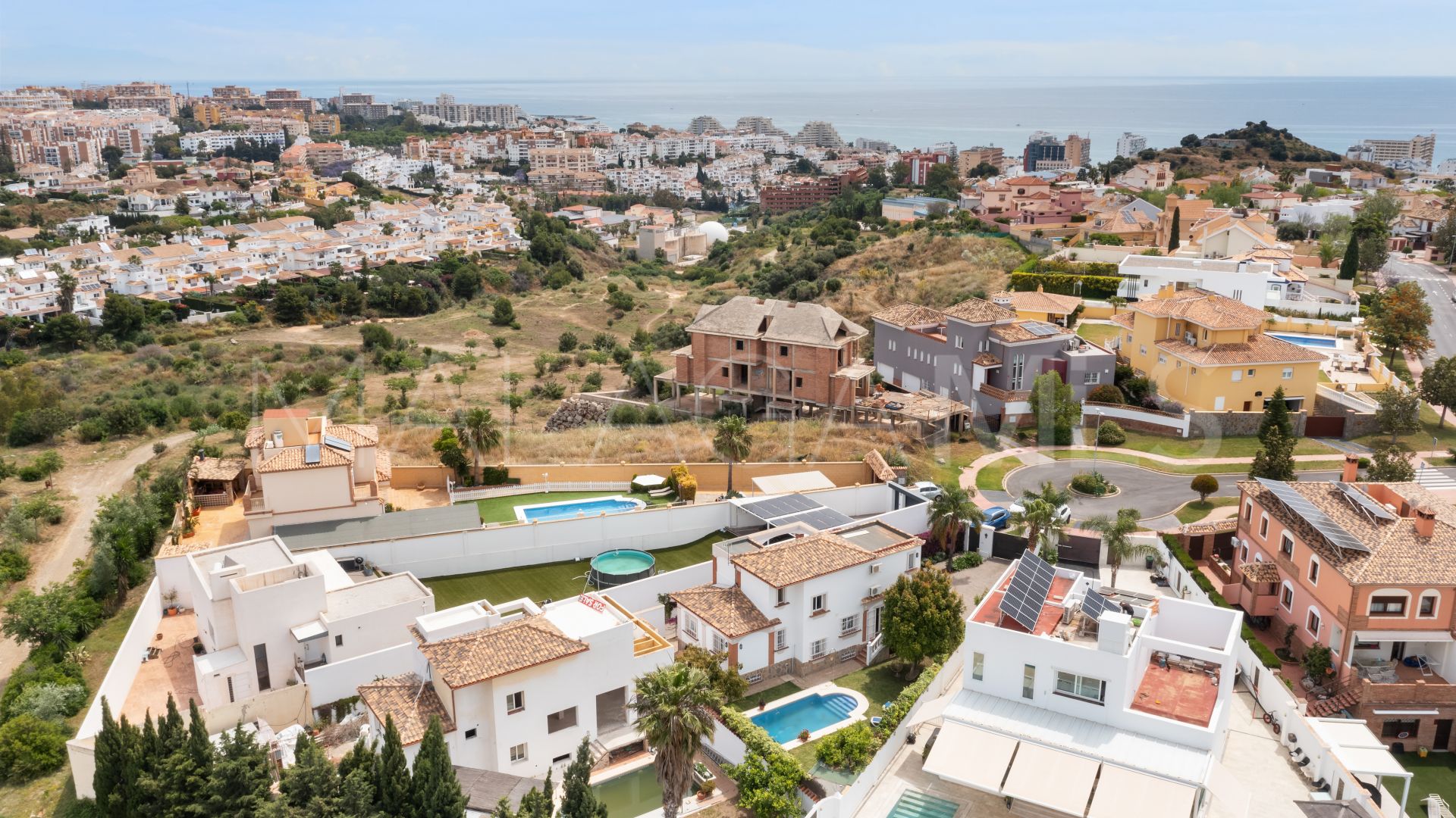 Villa for sale in Torrequebrada