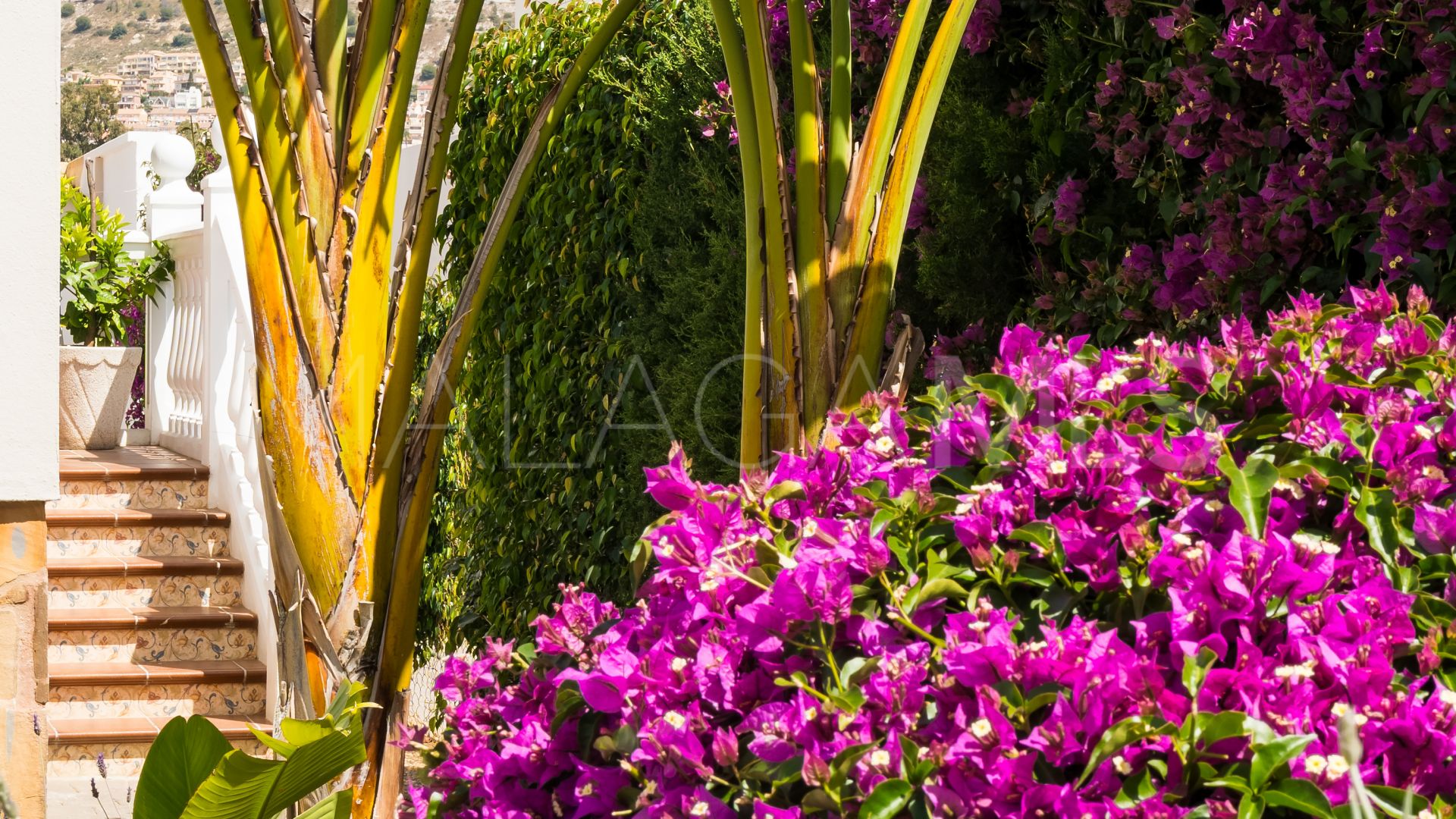 Villa for sale in Torrequebrada