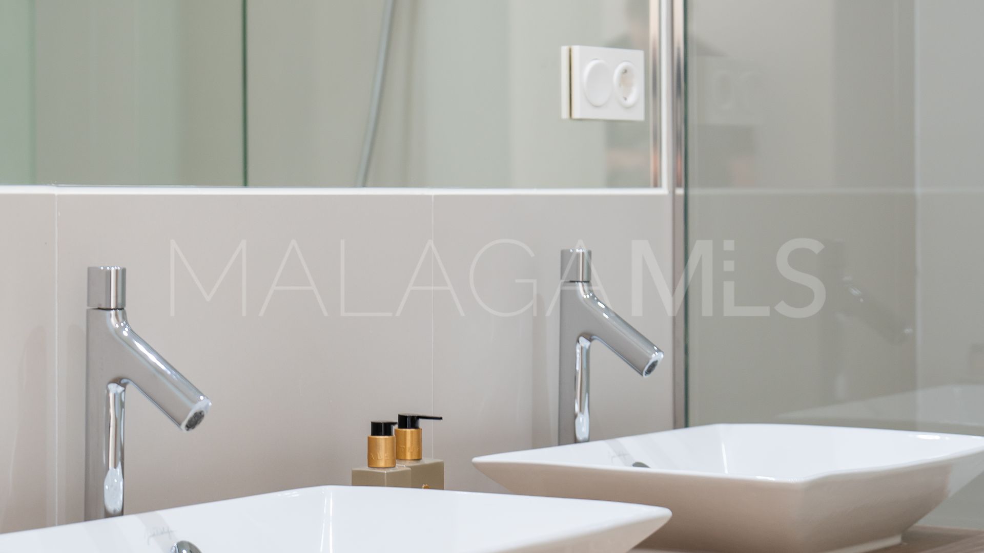 Buy 2 bedrooms apartment in La Capellania
