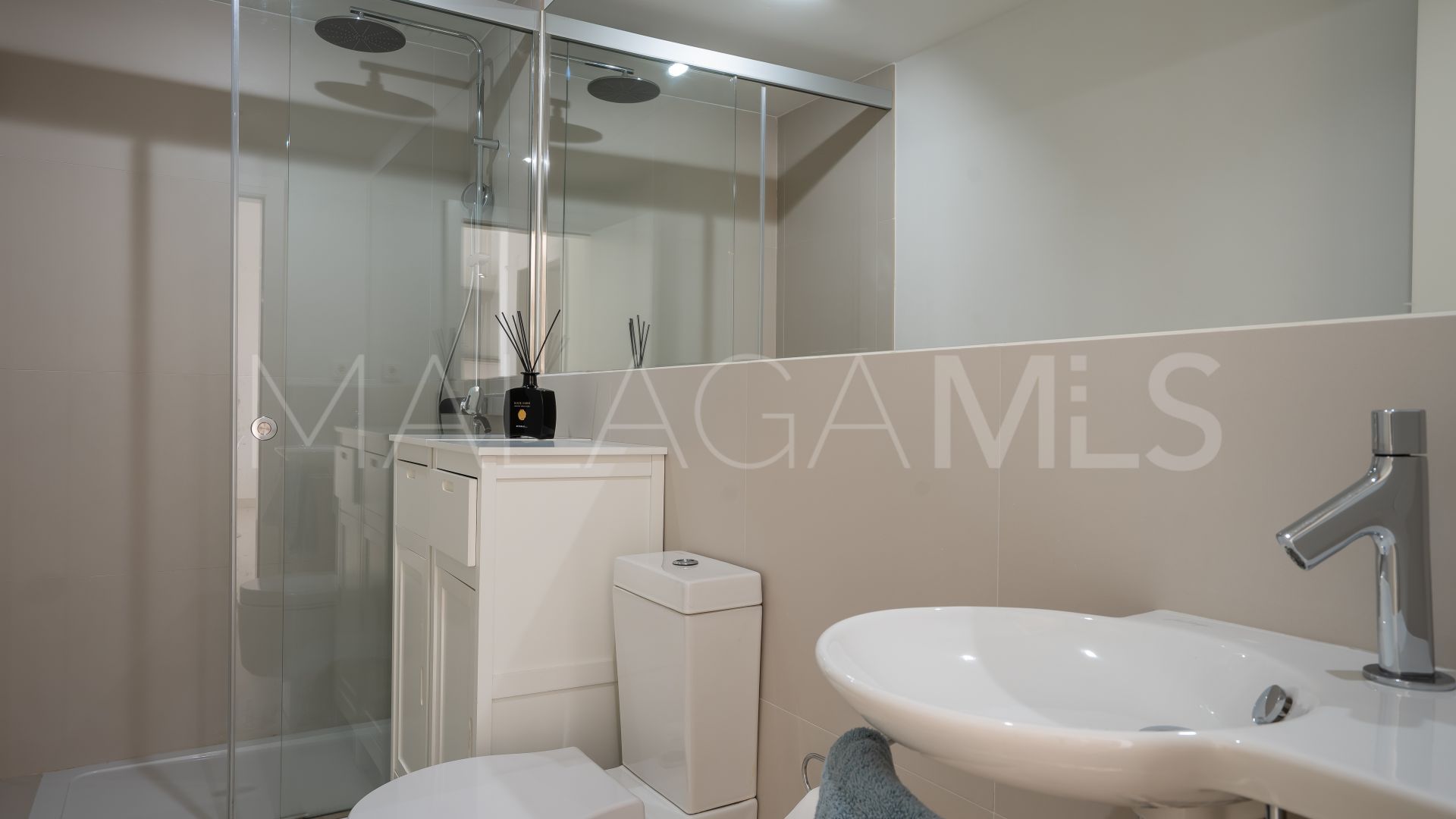 Buy 2 bedrooms apartment in La Capellania