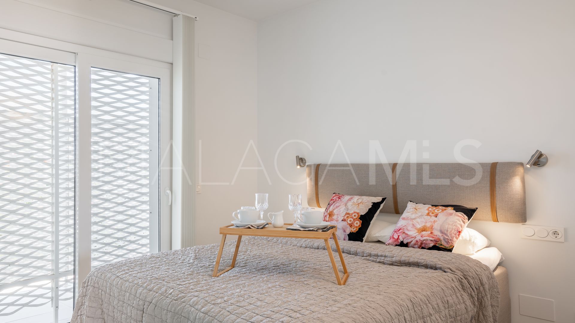 Buy 2 bedrooms apartment in La Capellania