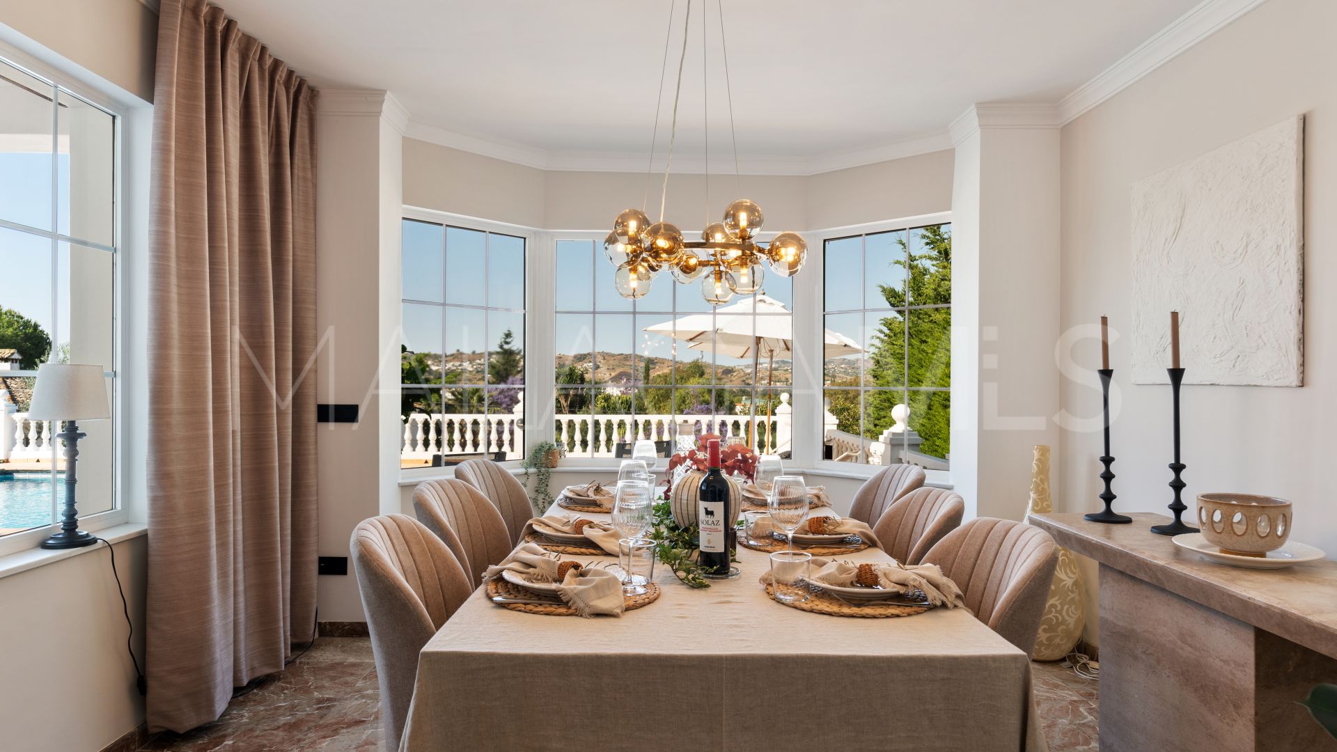 Sierrezuela villa for sale