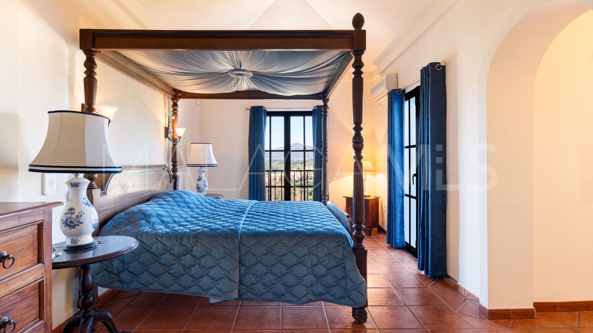Villa for sale in Mijas Golf
