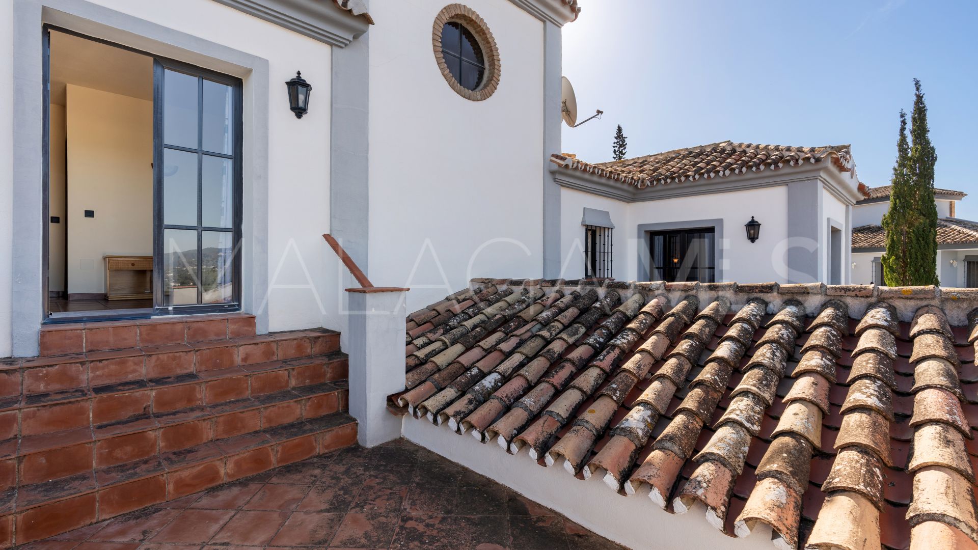 Villa for sale in Mijas Golf