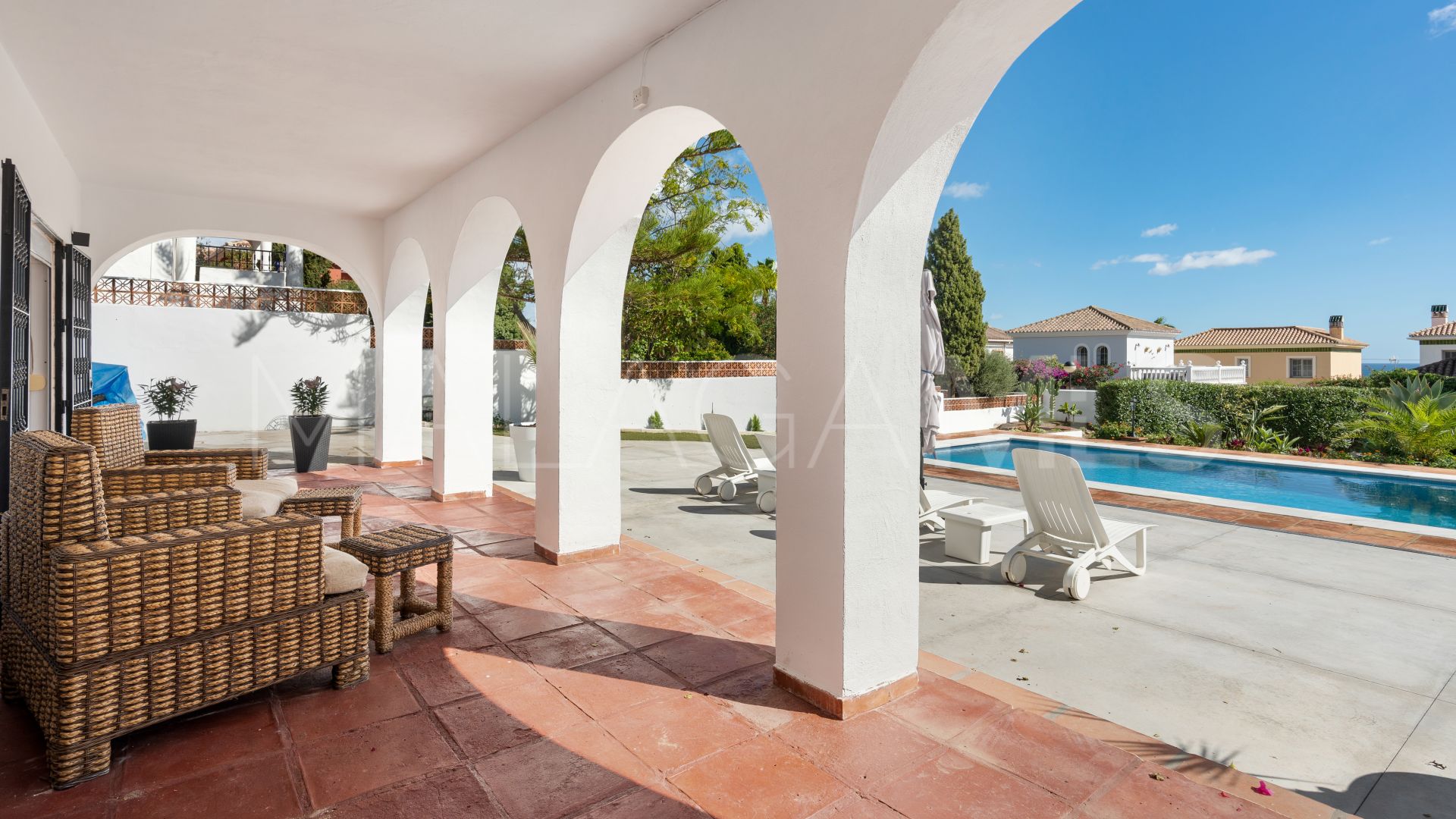 Villa for sale in Manilva