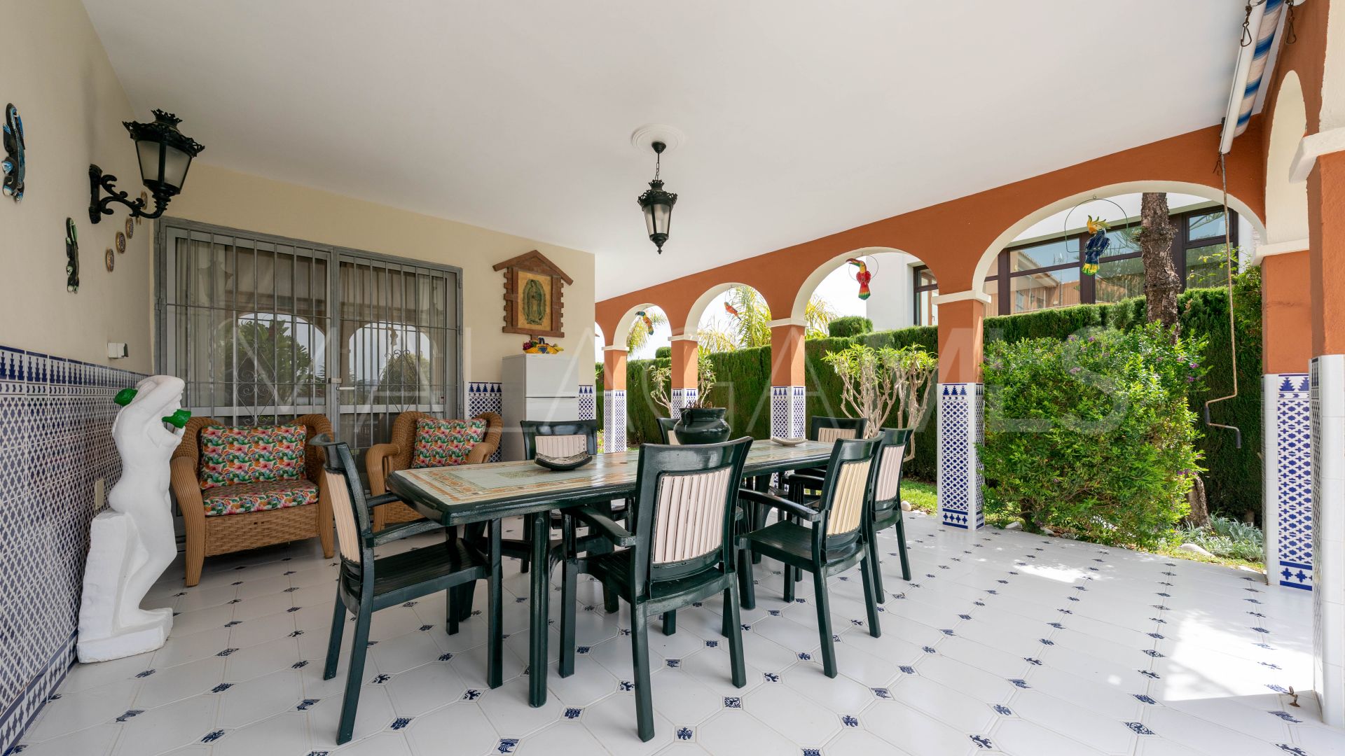 Villa for sale in El Coto with 4 bedrooms