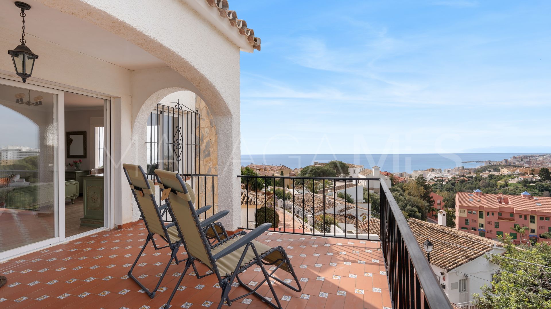 For sale villa with 6 bedrooms in Torreblanca