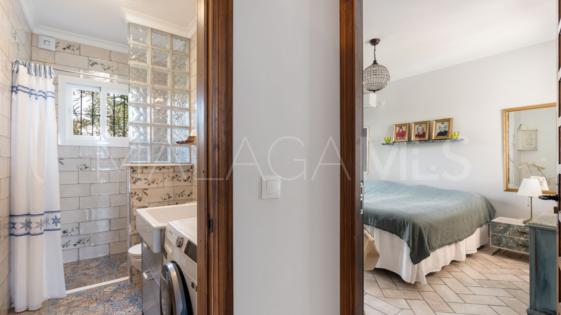 For sale villa with 6 bedrooms in Torreblanca