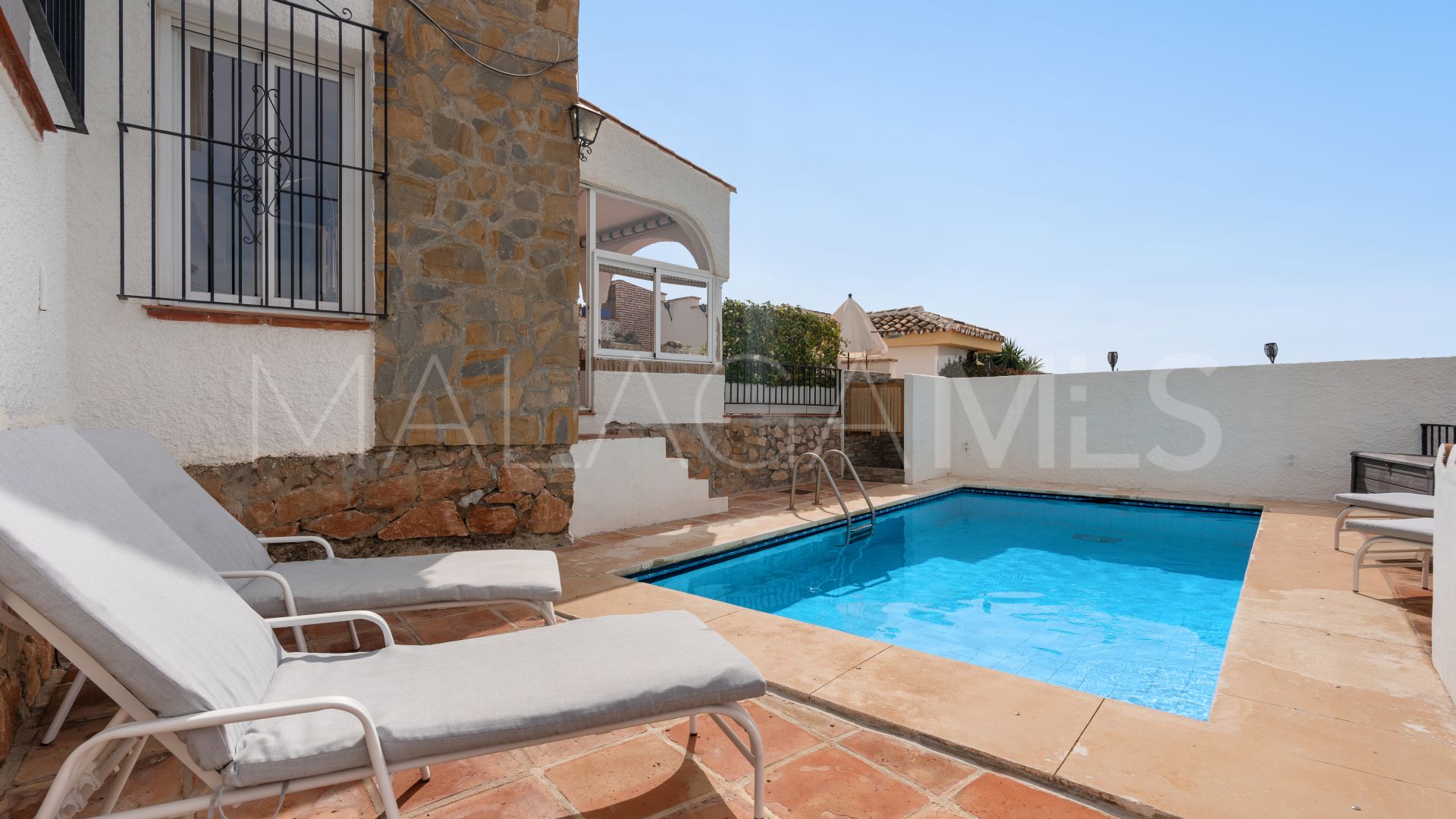 For sale villa with 6 bedrooms in Torreblanca