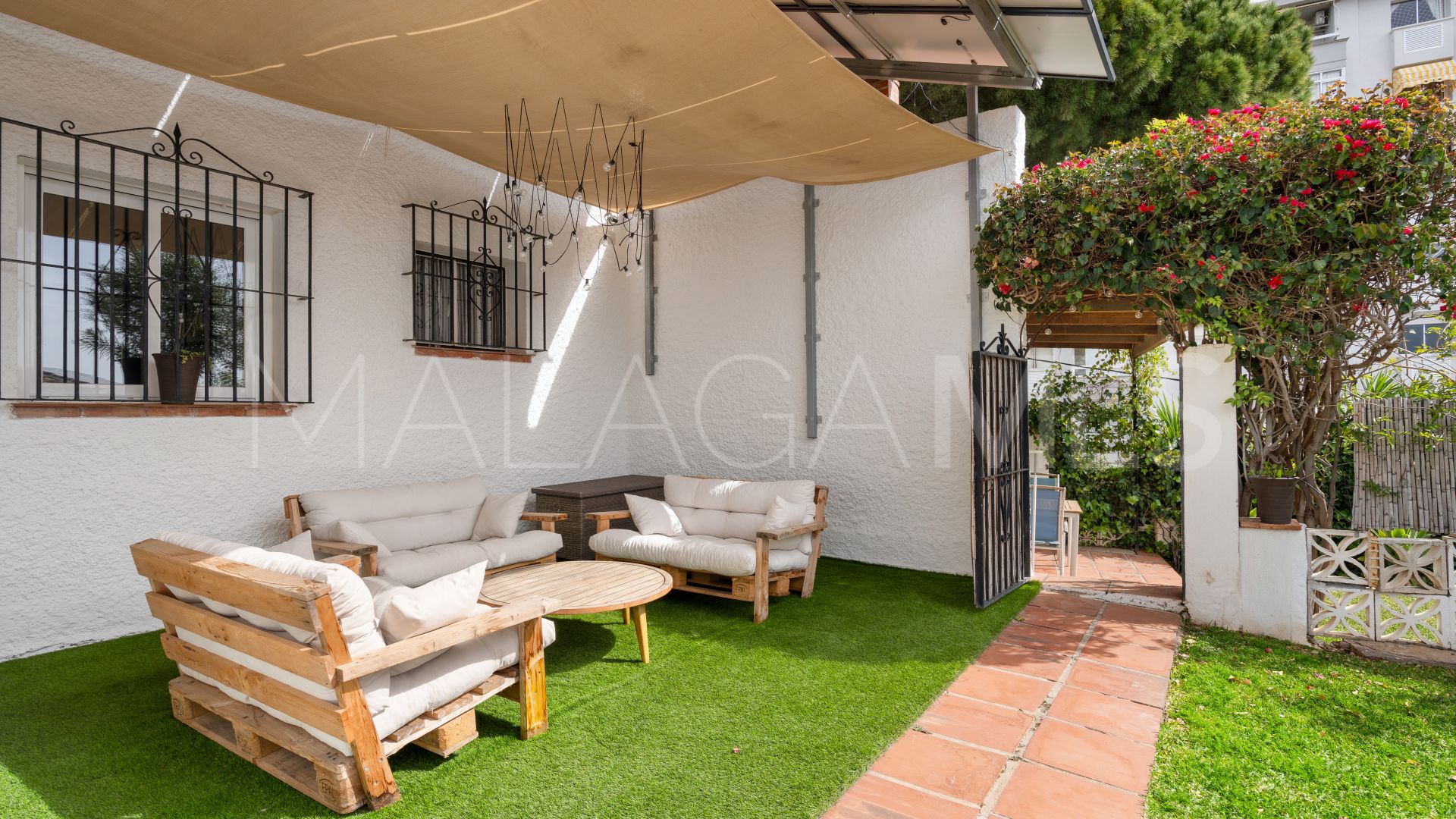 For sale villa with 6 bedrooms in Torreblanca