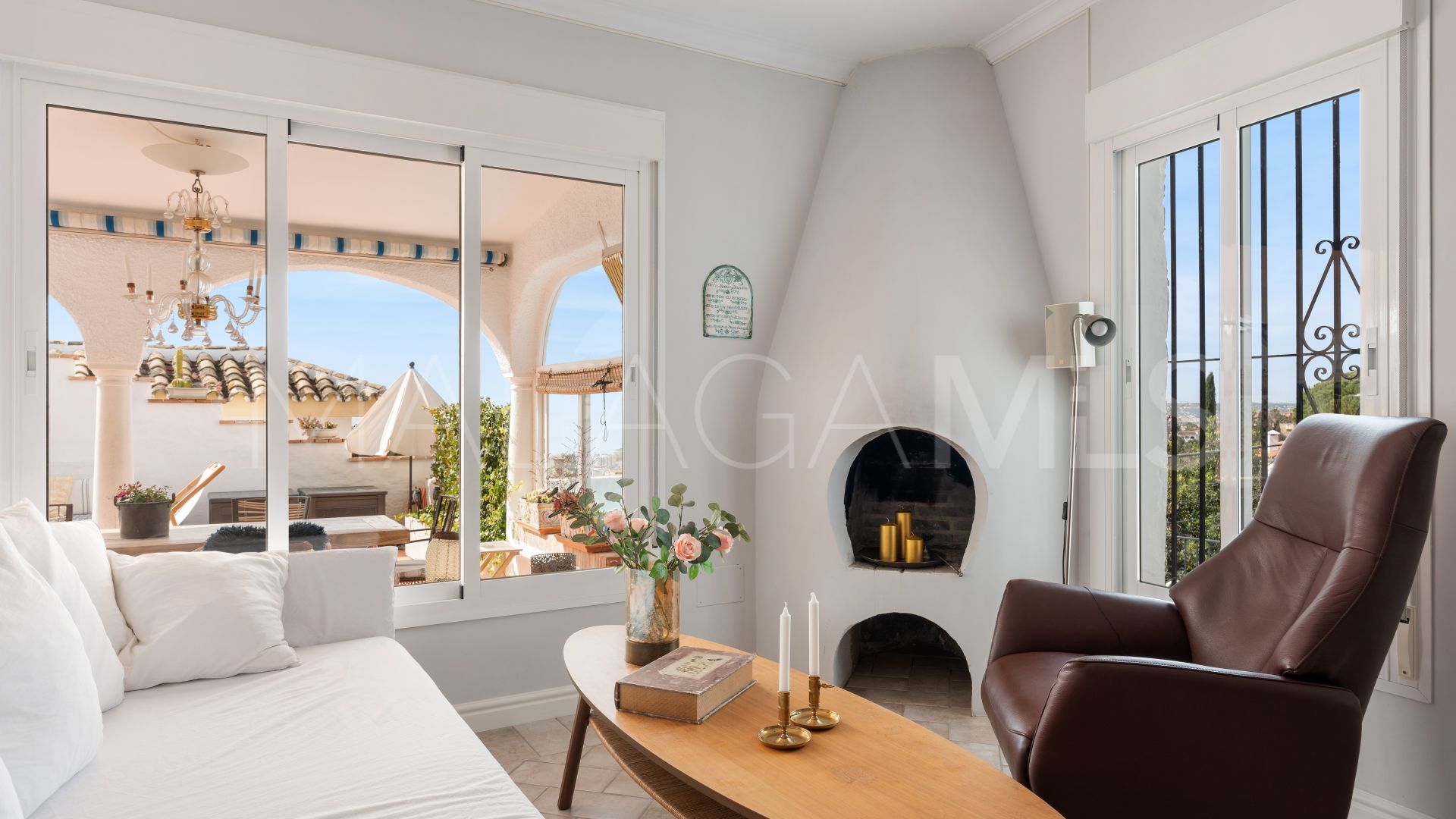 For sale villa with 6 bedrooms in Torreblanca