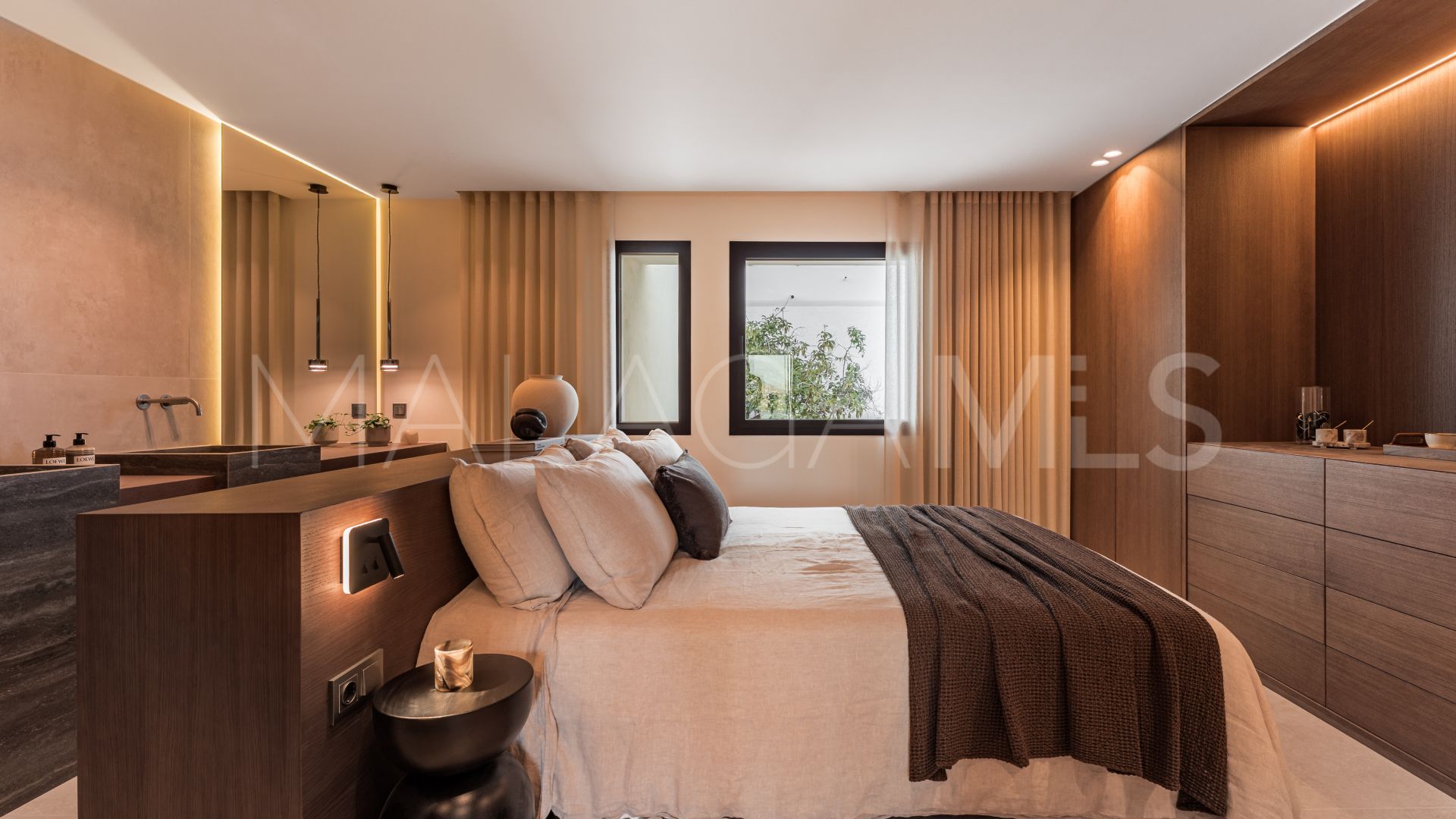 Maison de ville for sale in Nueva Andalucia