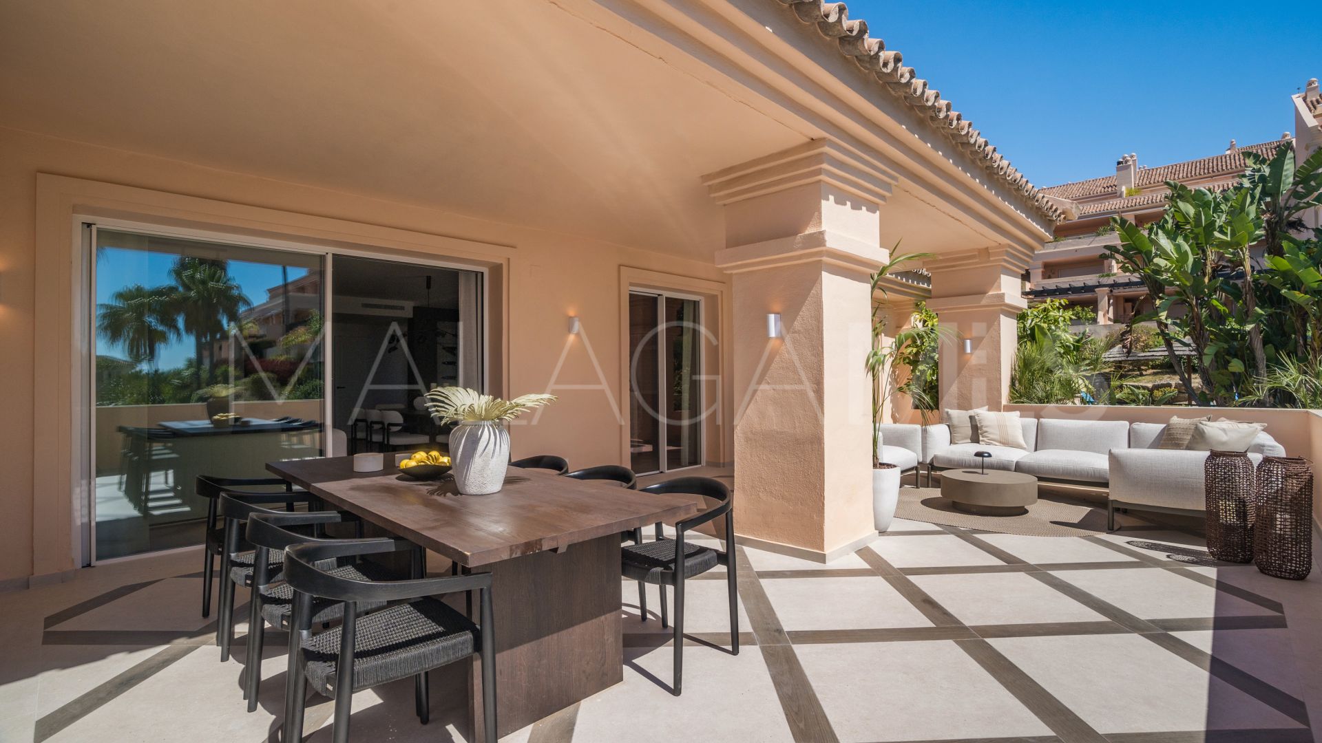 Zweistöckiges penthouse for sale in Nueva Andalucia