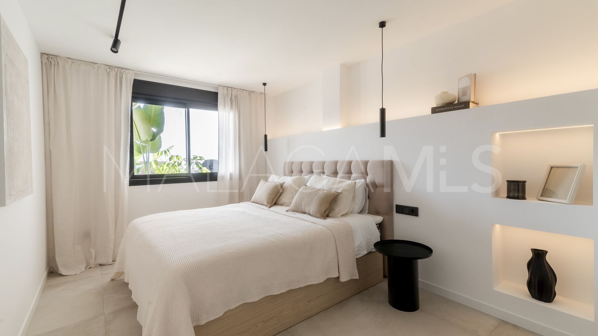 Nueva Andalucia 3 bedrooms apartment for sale