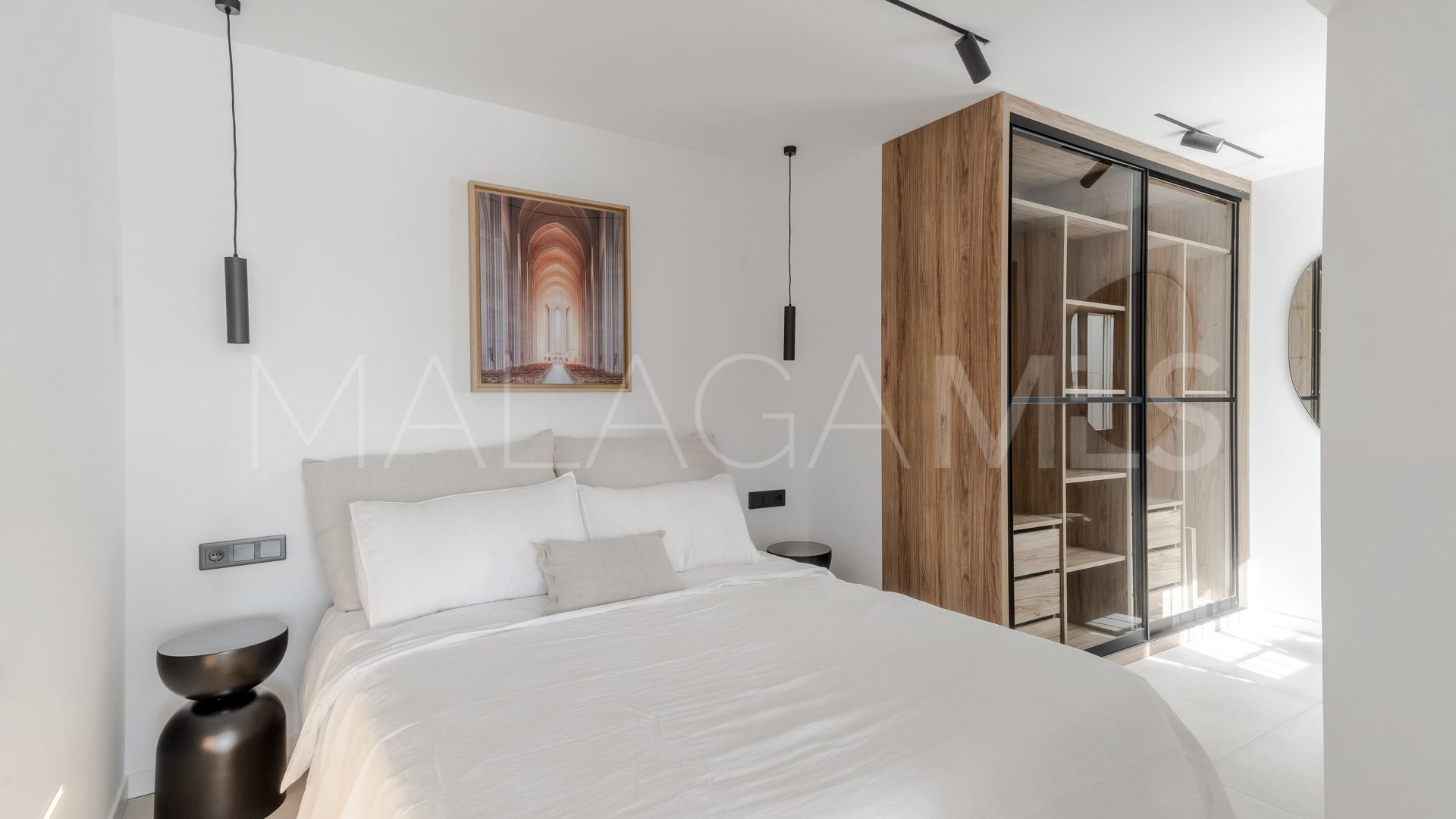 Buy apartamento de 3 bedrooms in Nueva Andalucia