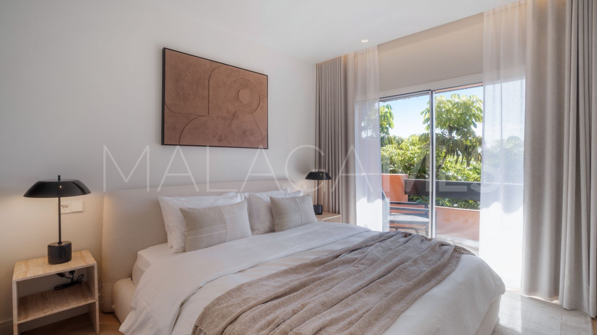Zweistöckiges penthouse for sale in Alminar de Marbella