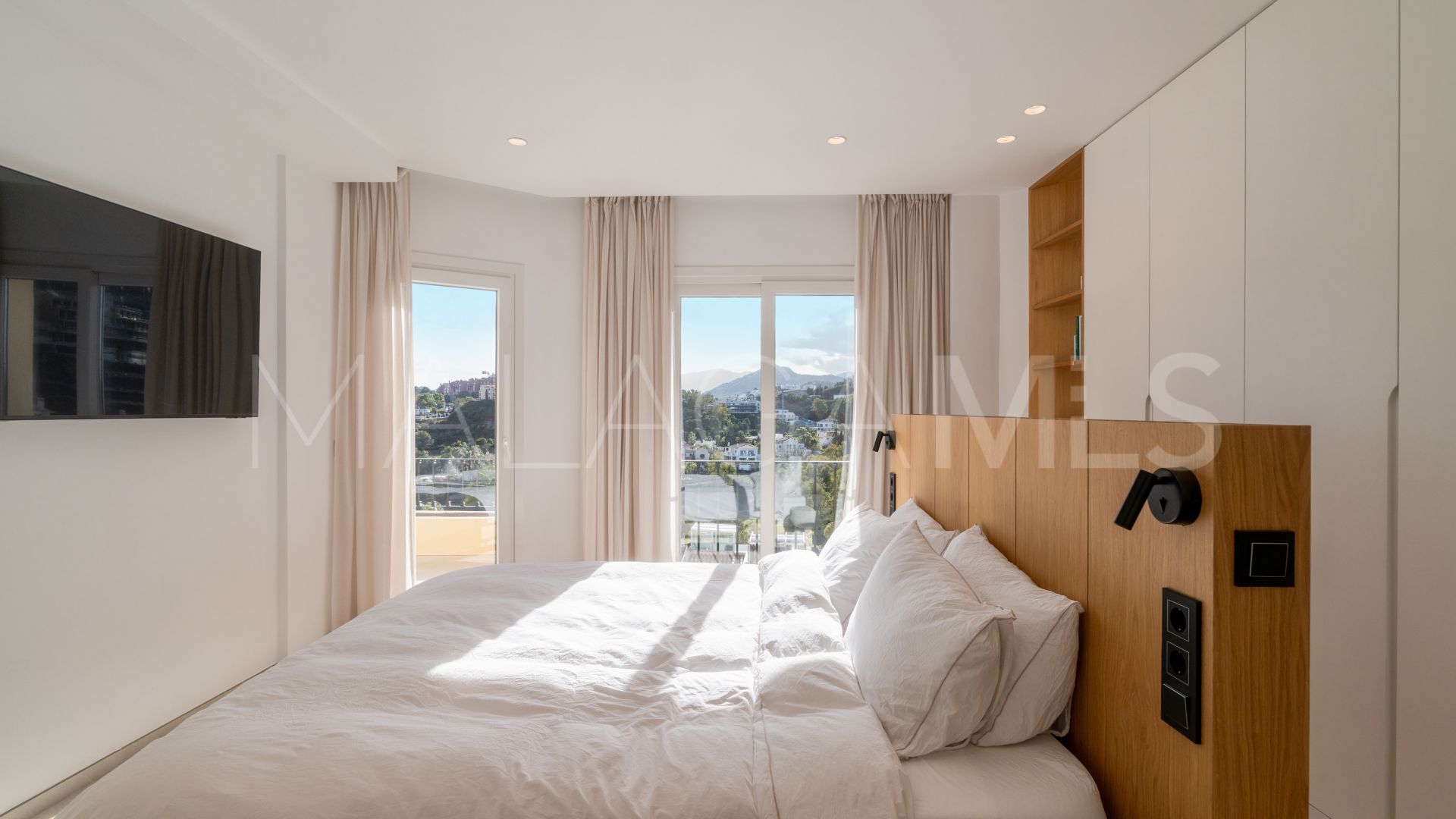 Duplex penthouse for sale in La Quinta Hills