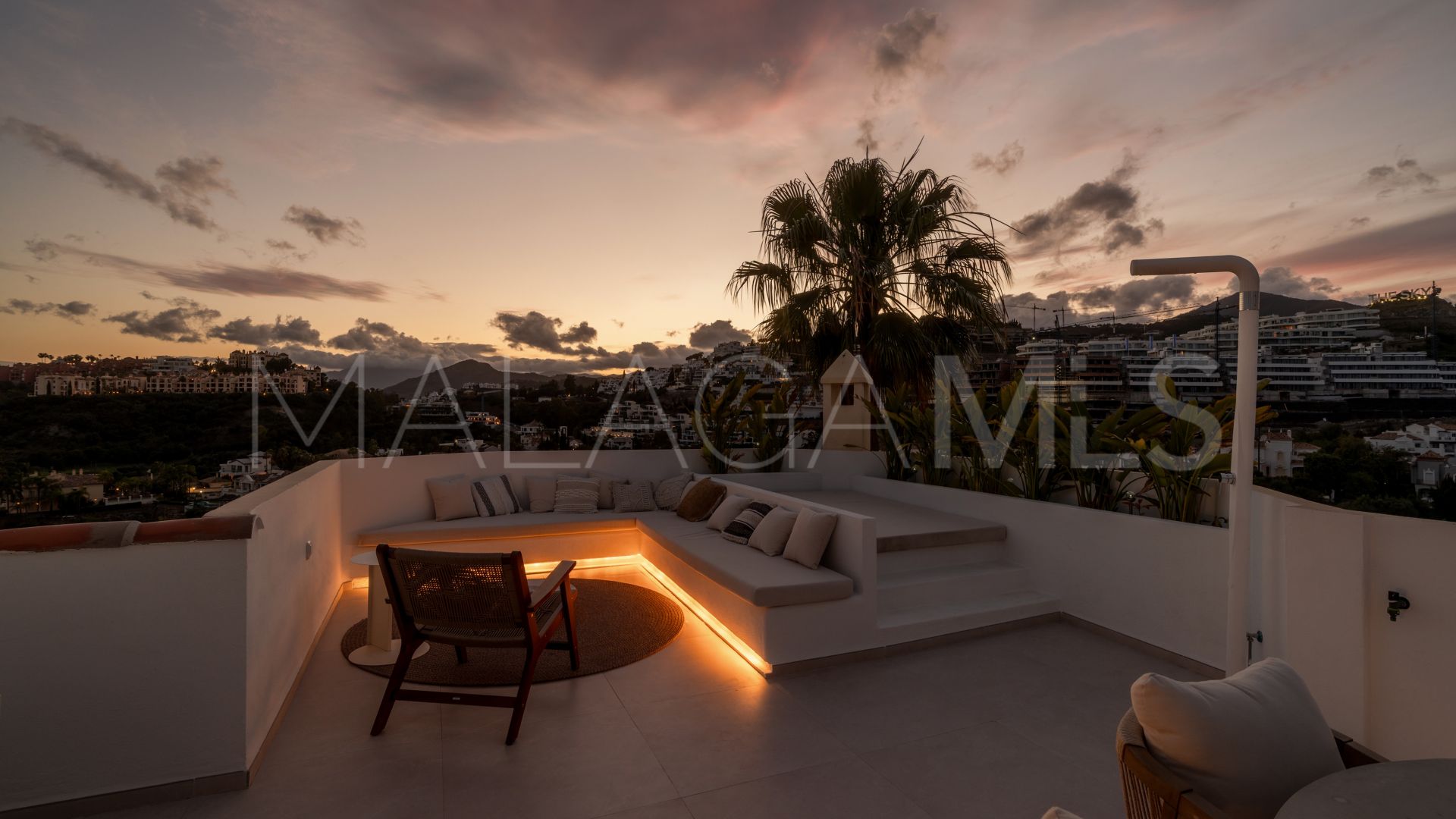 Duplex penthouse for sale in La Quinta Hills