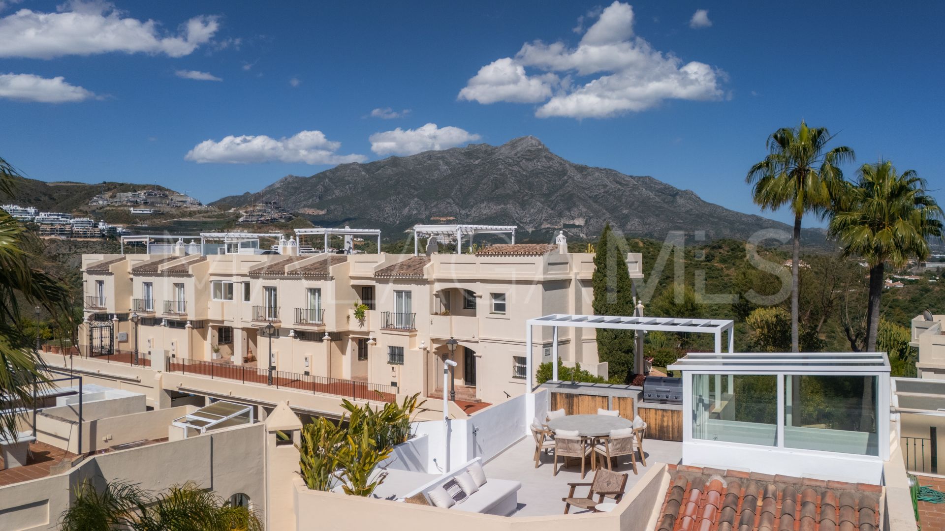Duplex penthouse for sale in La Quinta Hills