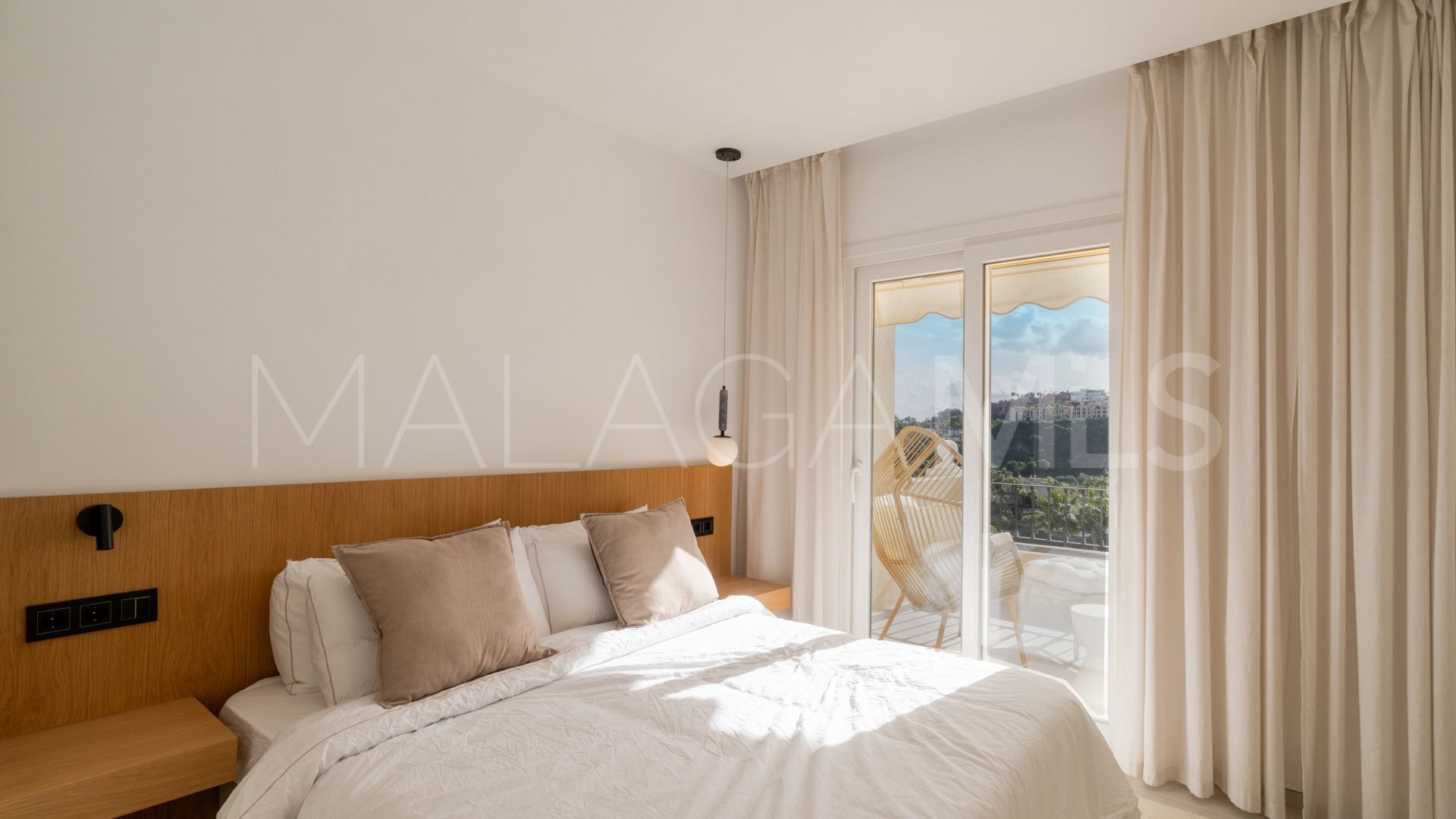 Duplex penthouse for sale in La Quinta Hills