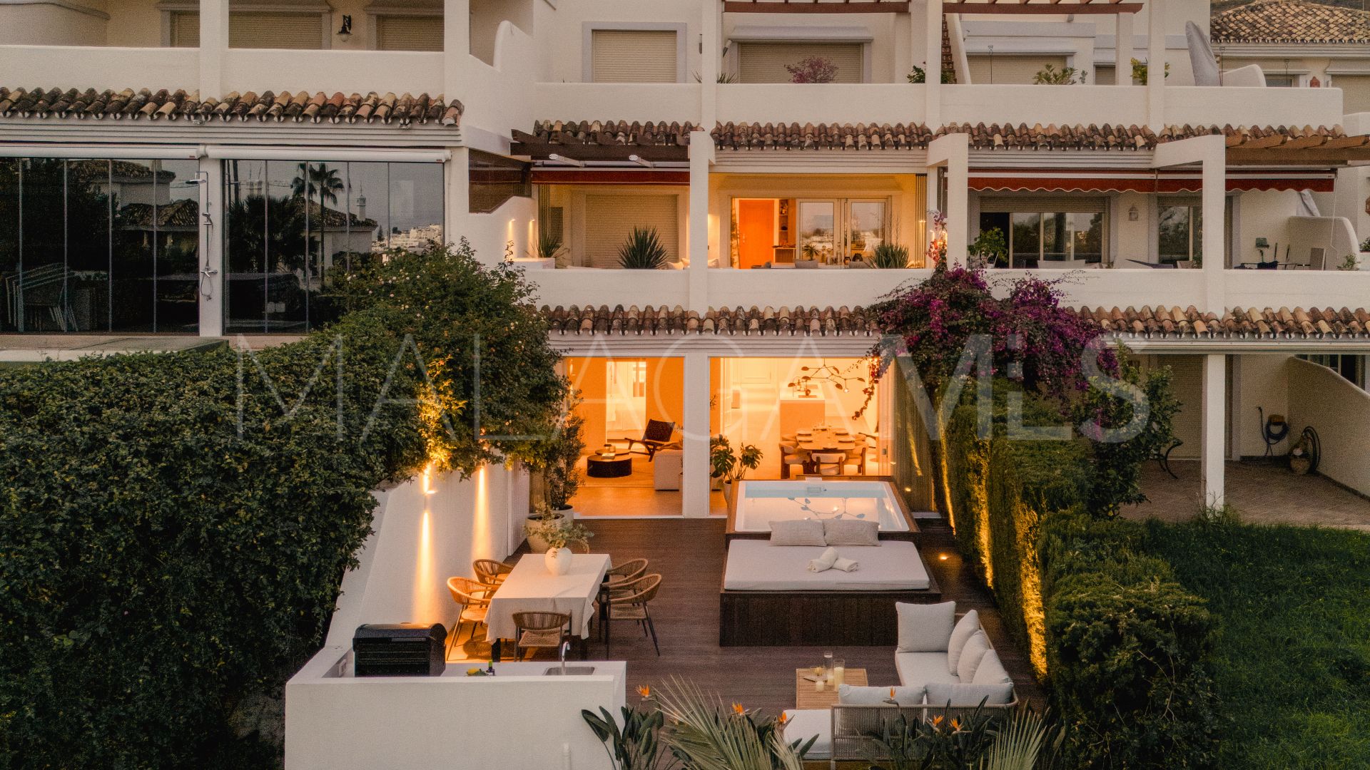 Appartement rez de chaussée for sale in Nueva Andalucia