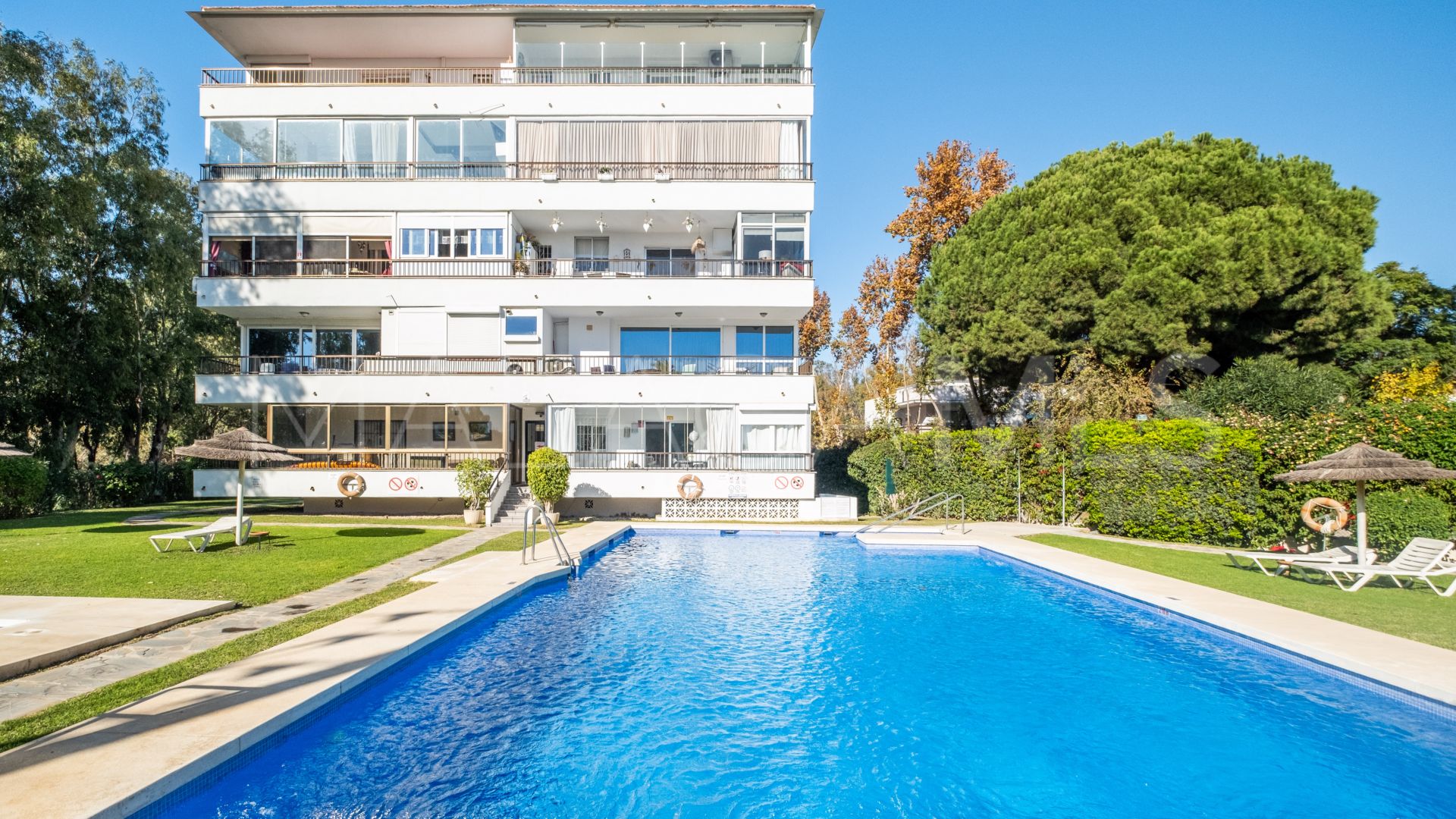 2 bedrooms ground floor apartment for sale in Rio Verde Playa