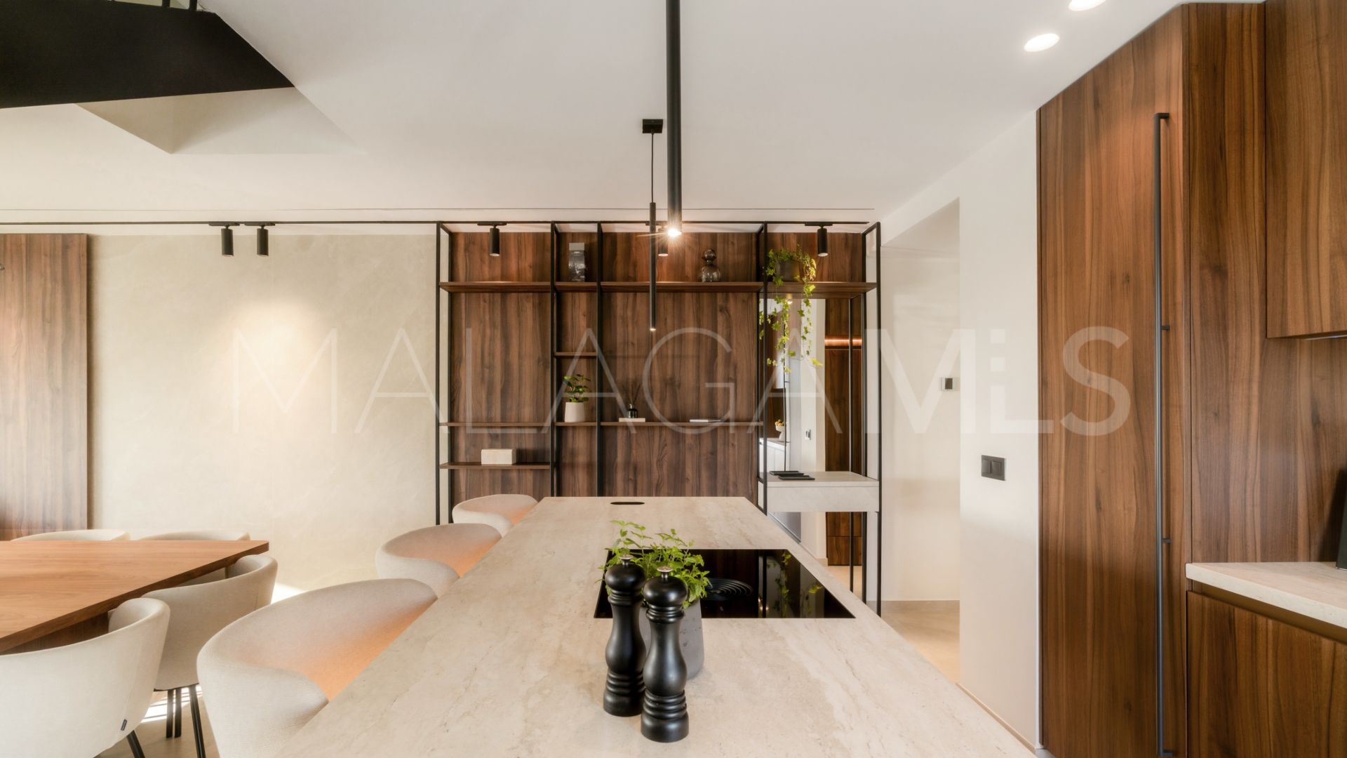 Duplex penthouse for sale in Las Lolas