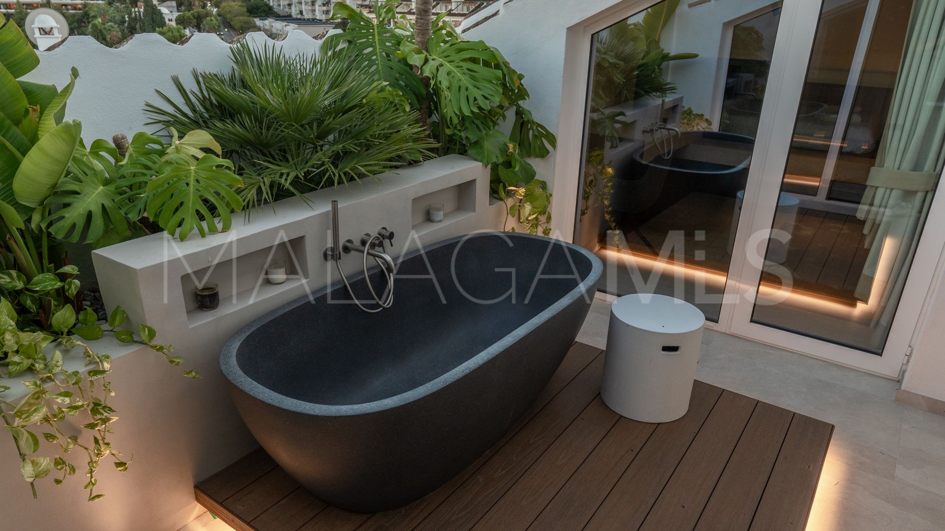 Atico duplex for sale in Las Lolas
