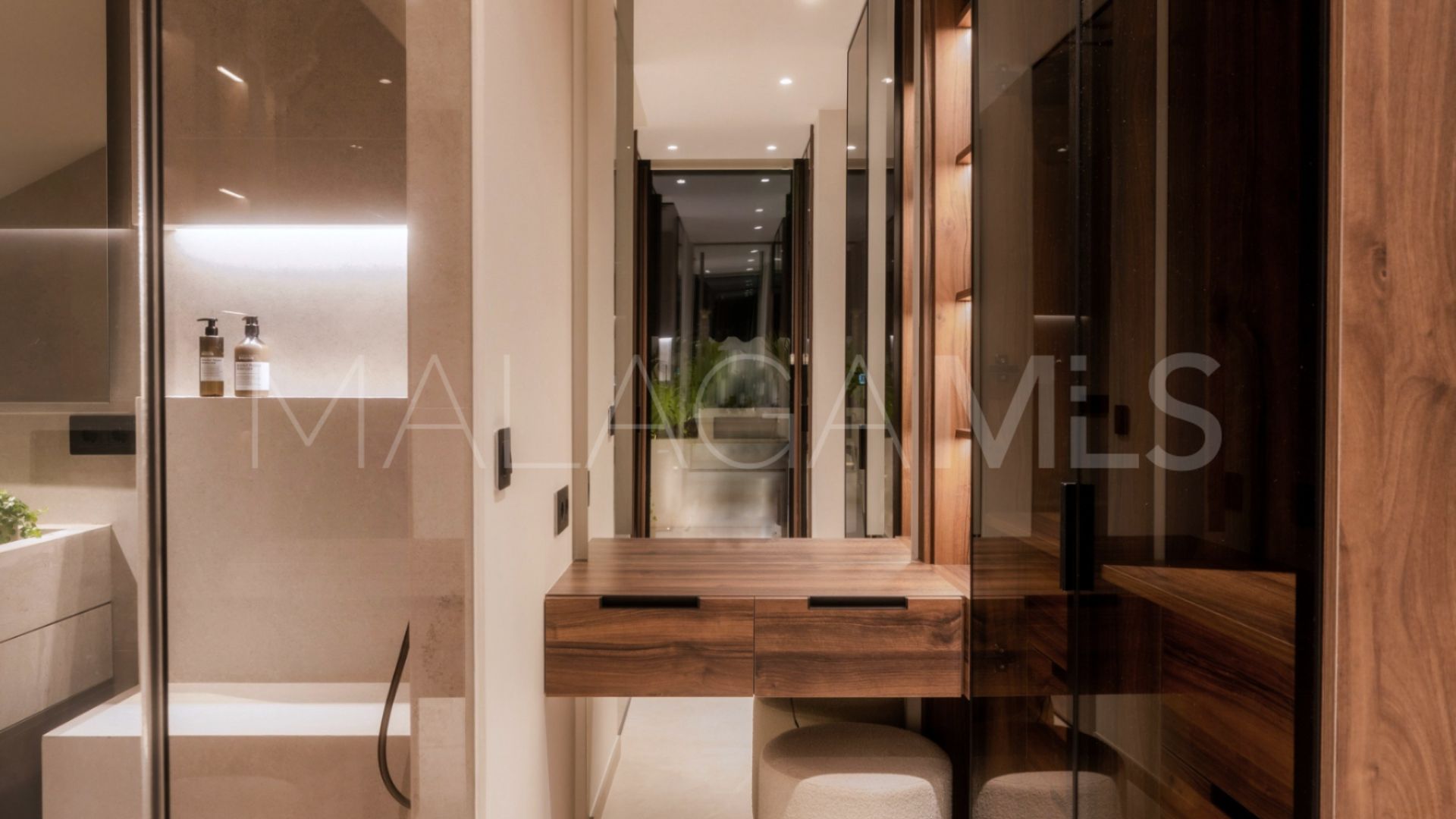 Duplex penthouse for sale in Las Lolas