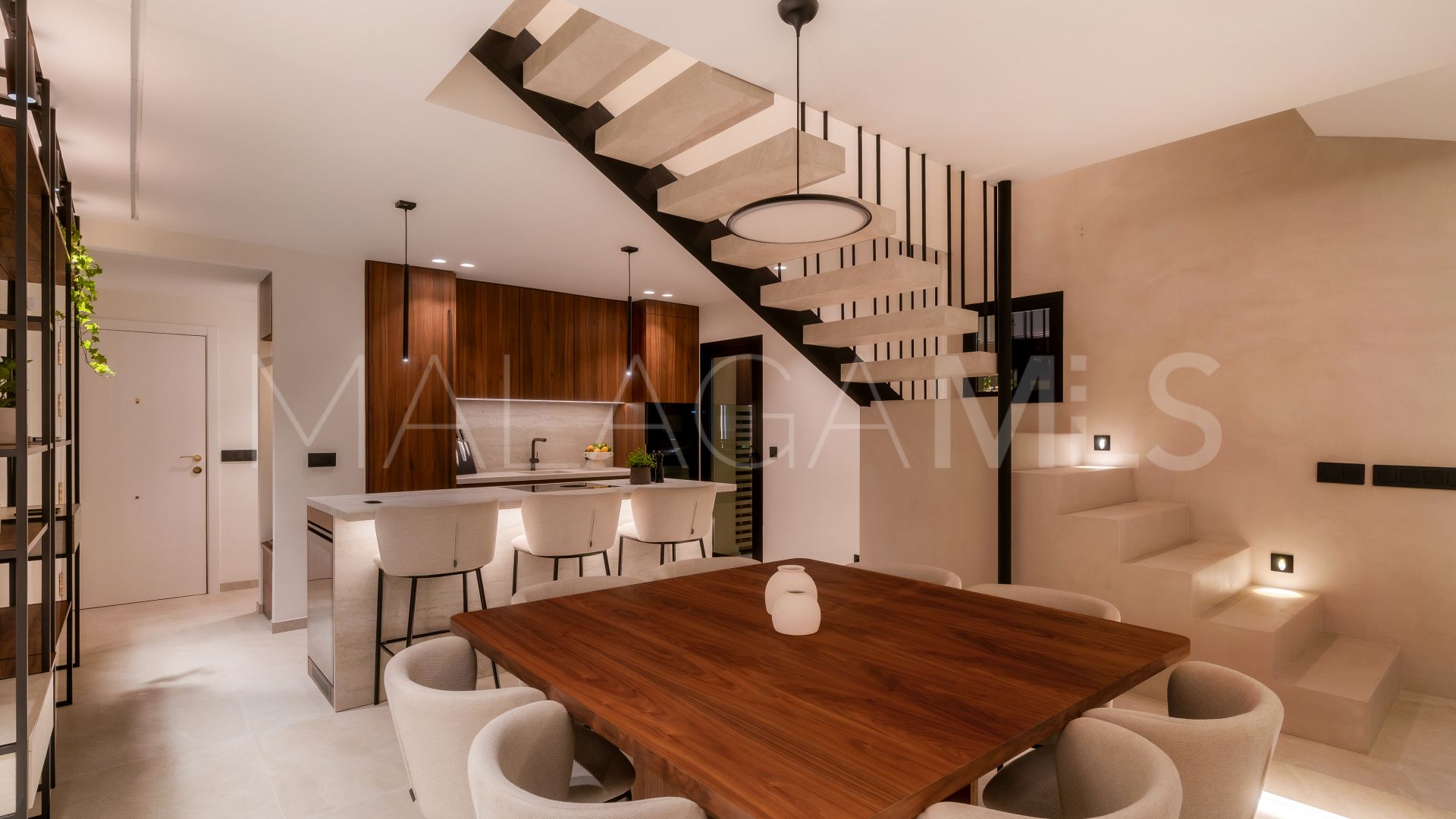 Duplex penthouse for sale in Las Lolas