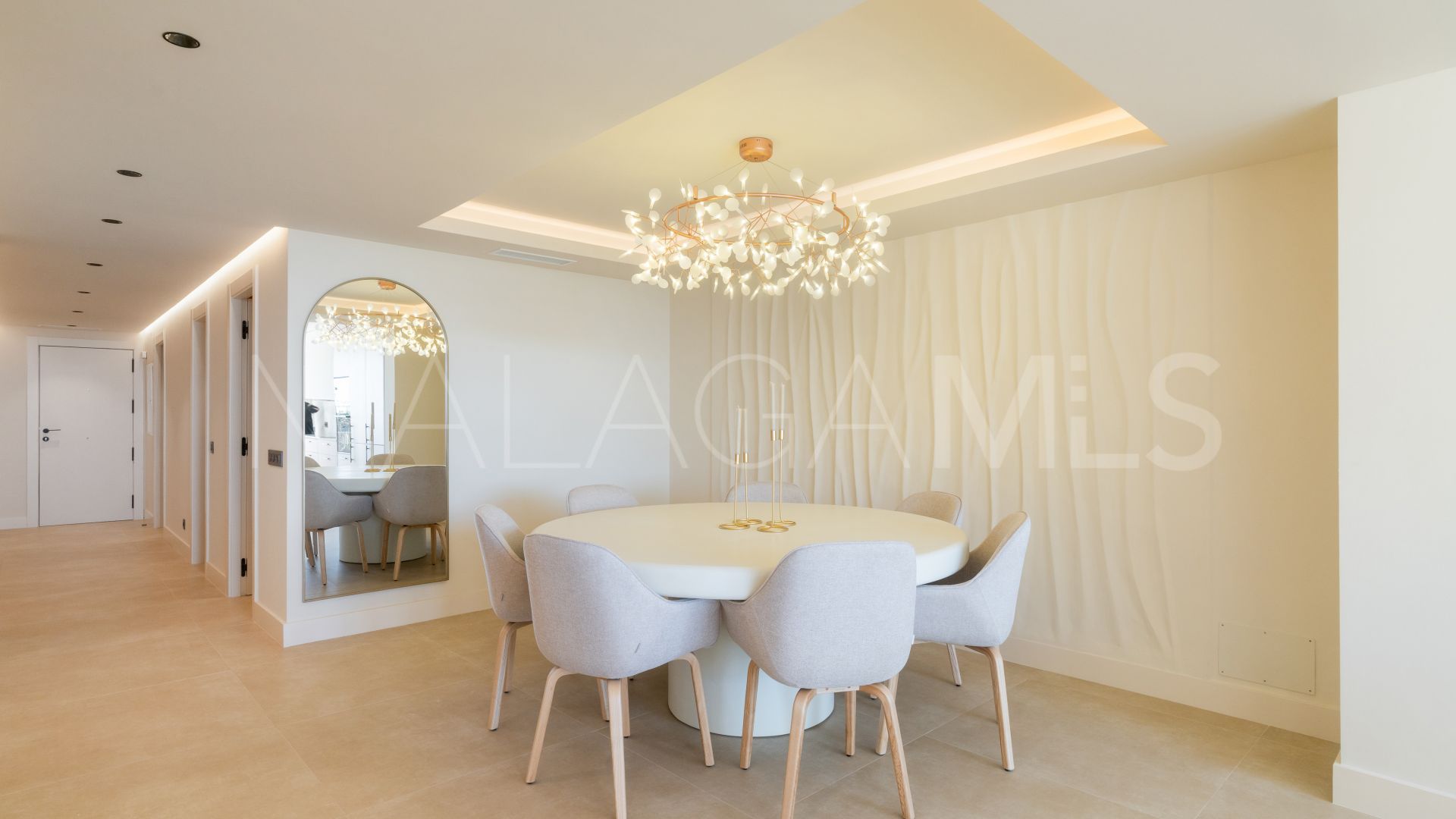 Buy apartamento planta baja in Palacetes Los Belvederes with 3 bedrooms