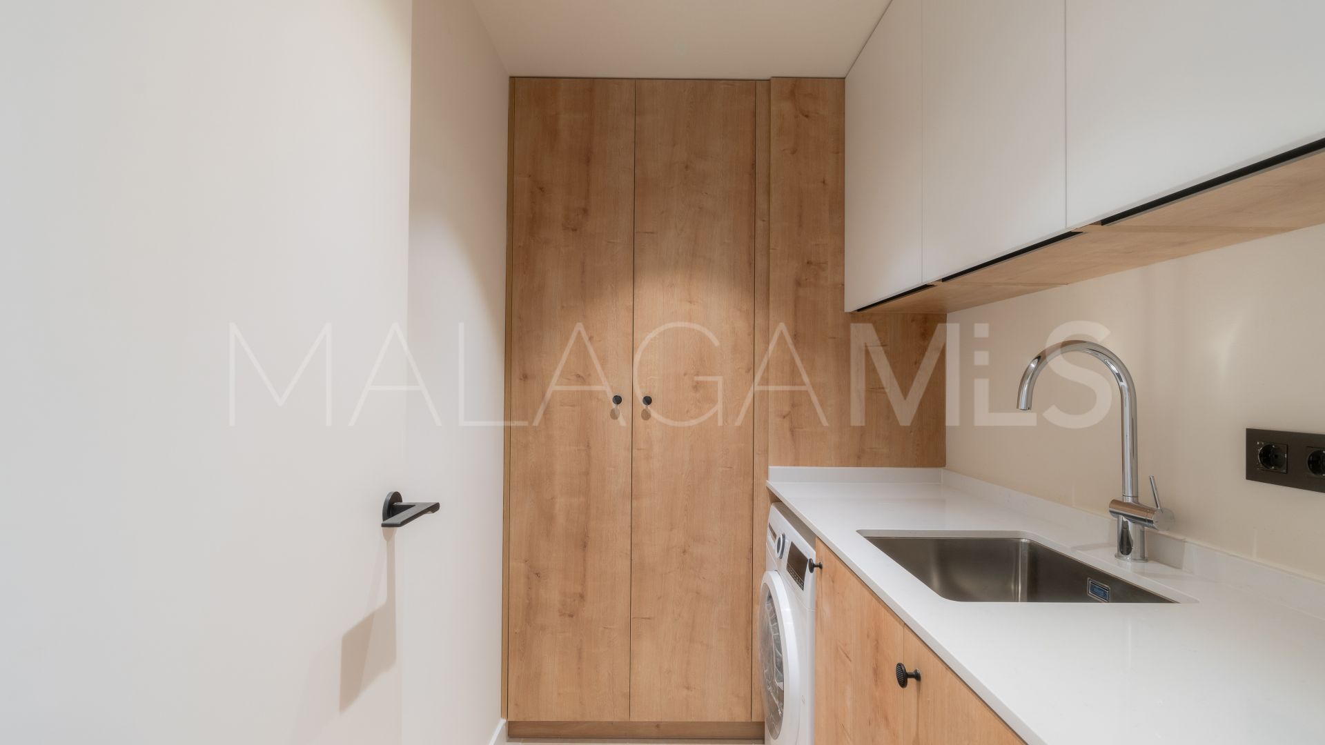 Buy apartamento planta baja in Palacetes Los Belvederes with 3 bedrooms