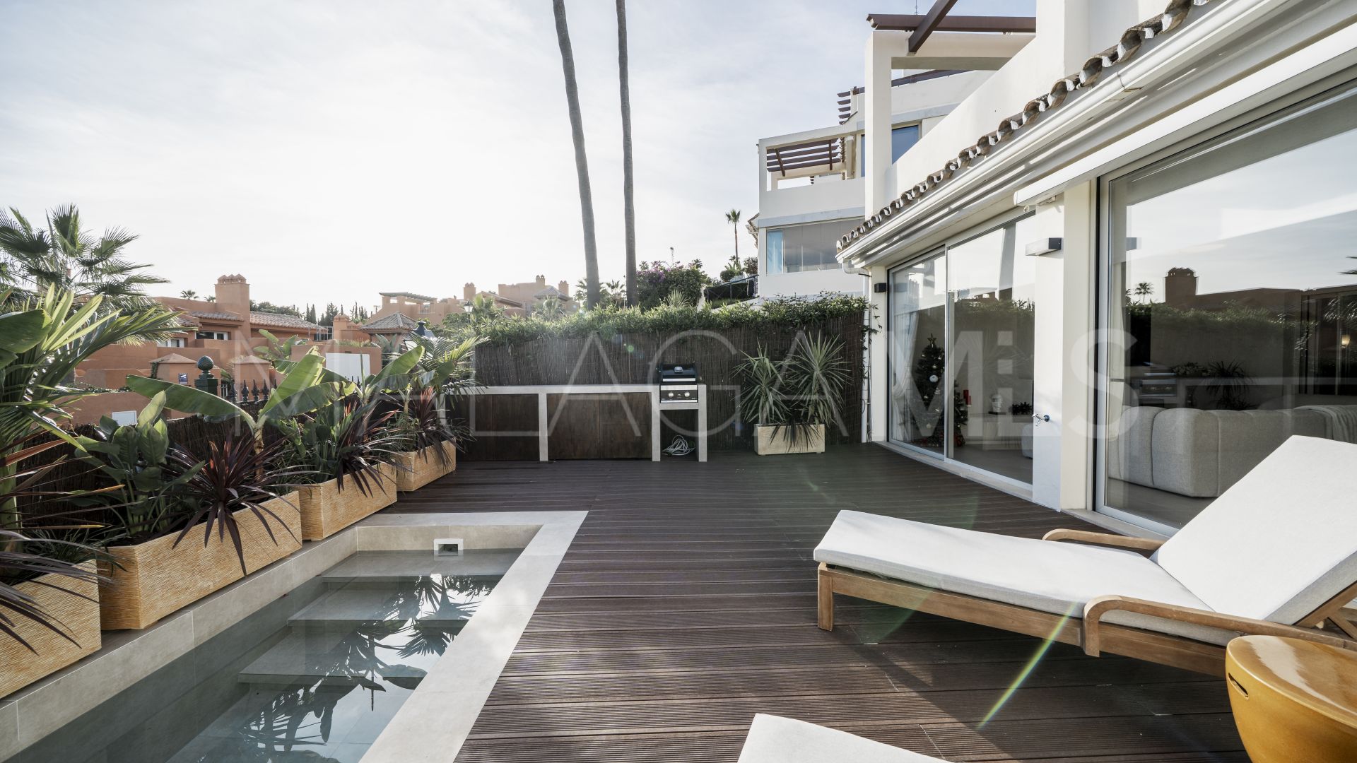 Buy apartamento planta baja in Palacetes Los Belvederes with 3 bedrooms