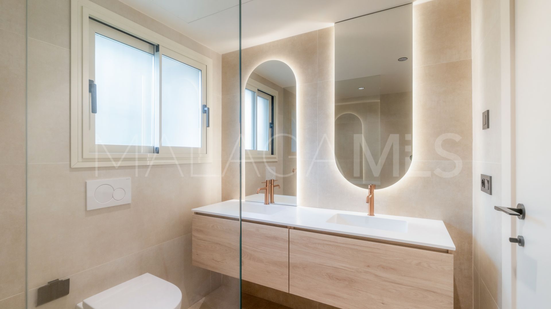 Buy apartamento planta baja in Palacetes Los Belvederes with 3 bedrooms