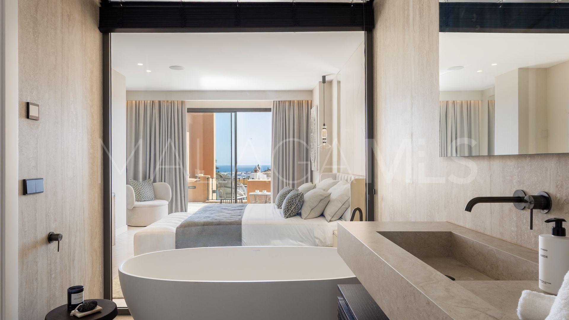 4 bedrooms Les Belvederes apartment for sale