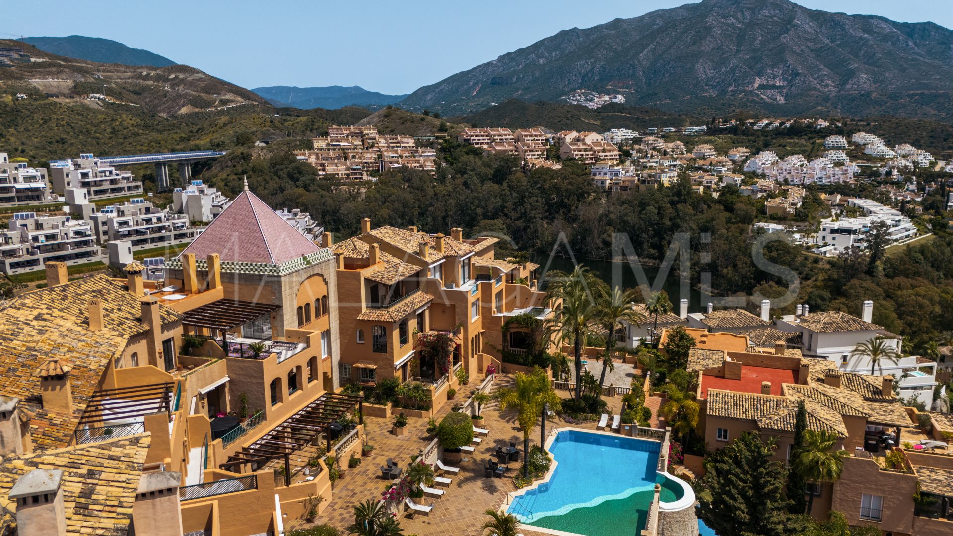 Les Belvederes 4 bedrooms ground floor apartment for sale