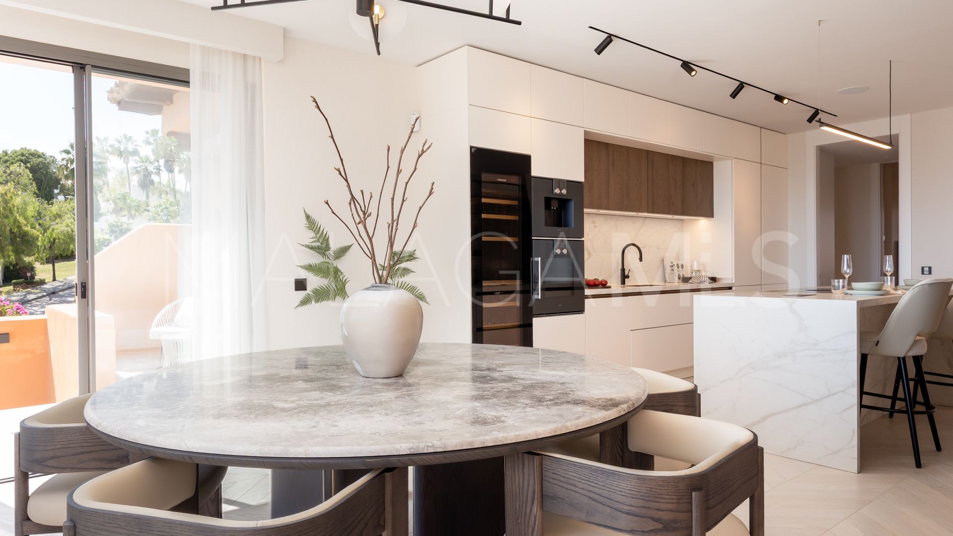 4 bedrooms Les Belvederes apartment for sale