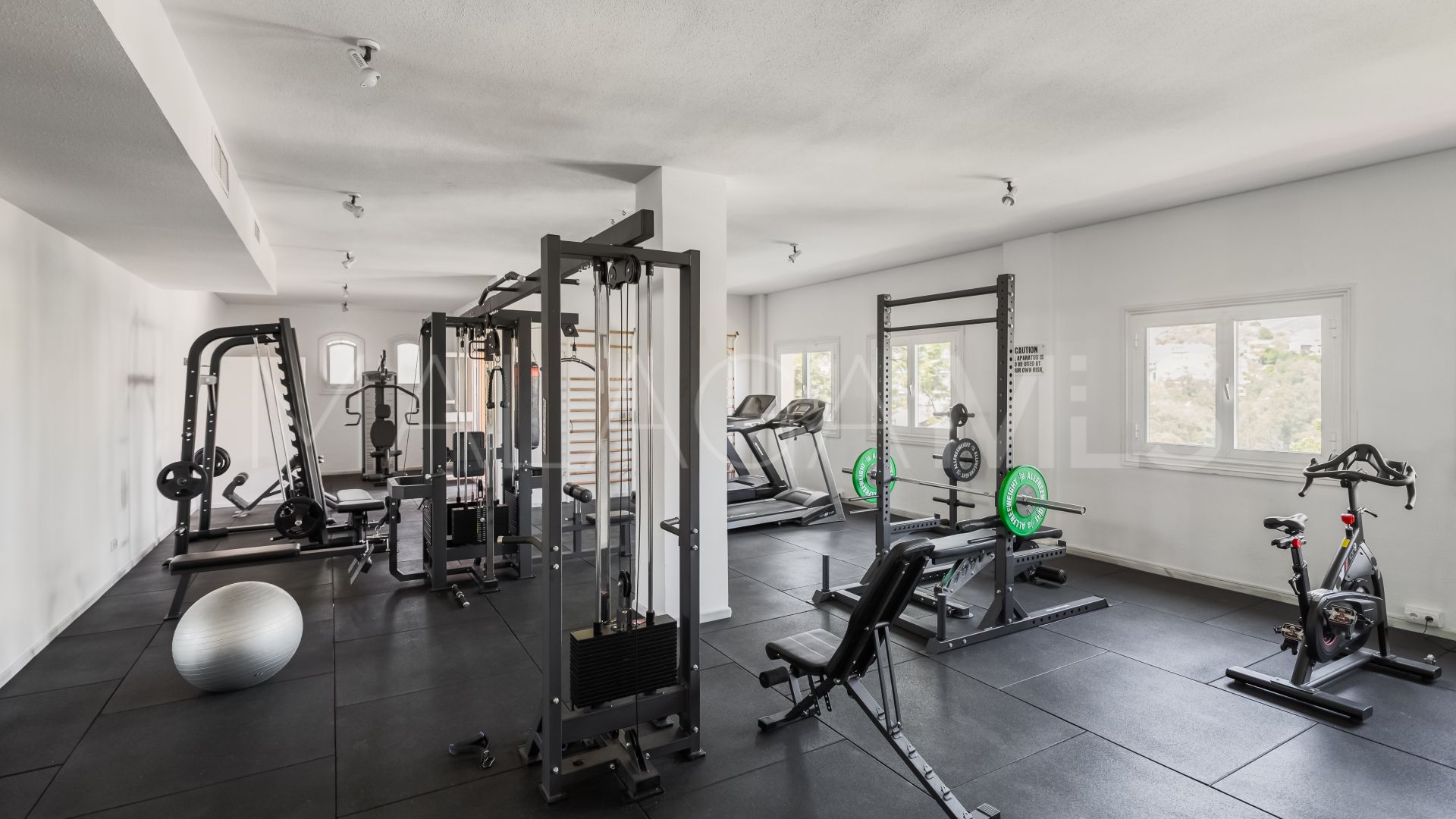 Les Belvederes 4 bedrooms ground floor apartment for sale