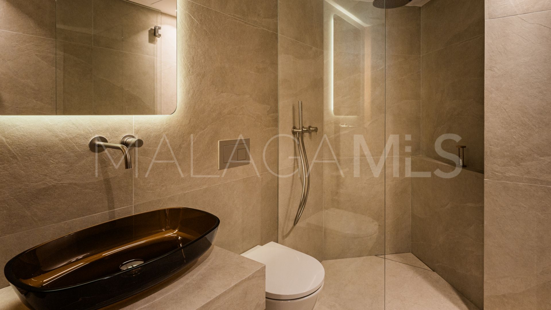 4 bedrooms apartment for sale in Aloha