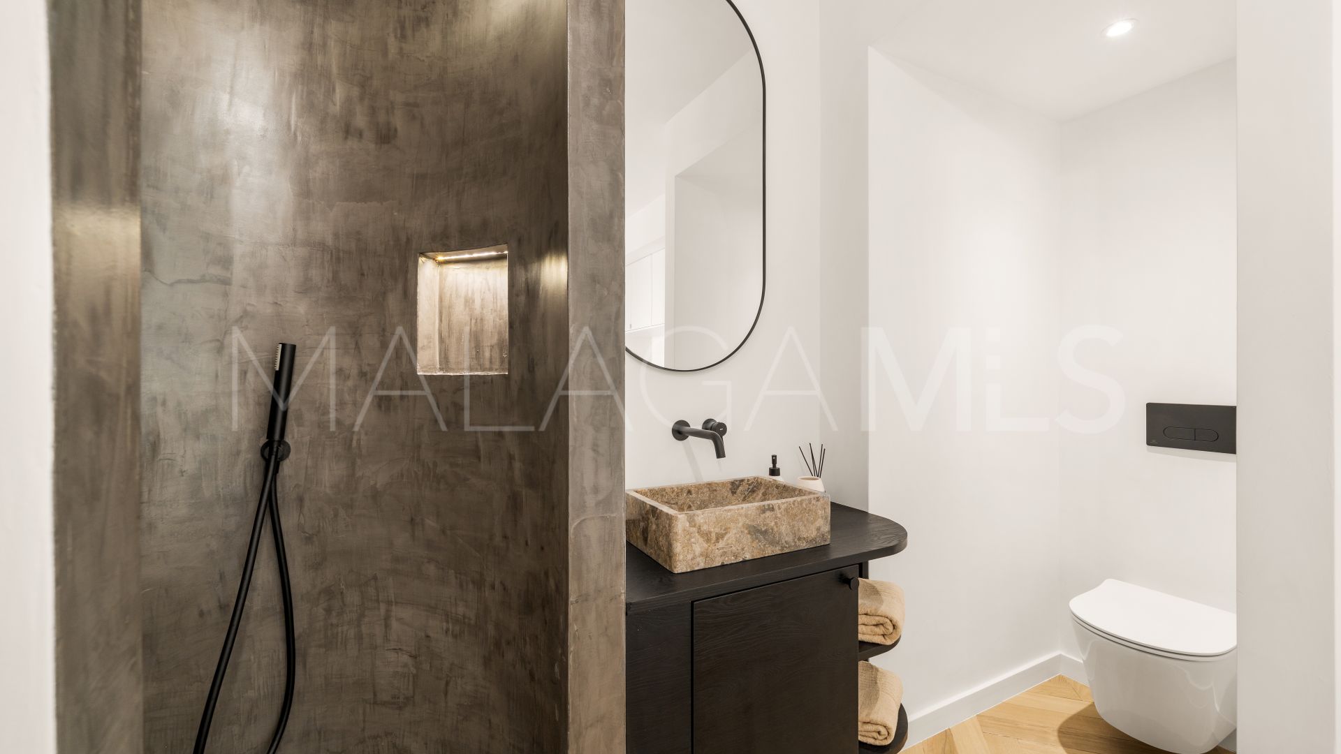 Apartamento with 3 bedrooms a la venta in Nueva Andalucia
